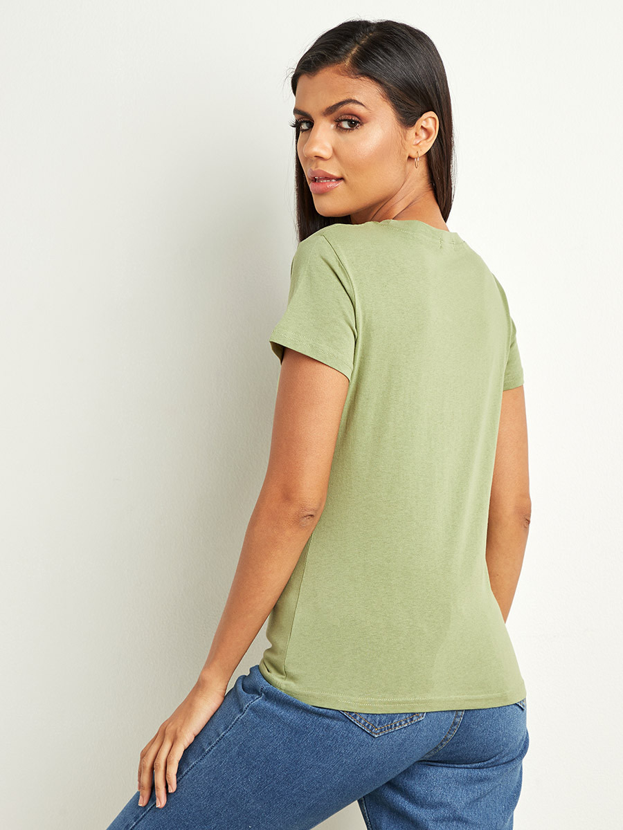 Styli Make The Difference Slogan Printed T-shirt with Short Sleeves-women-clothing-tshirts-image-4