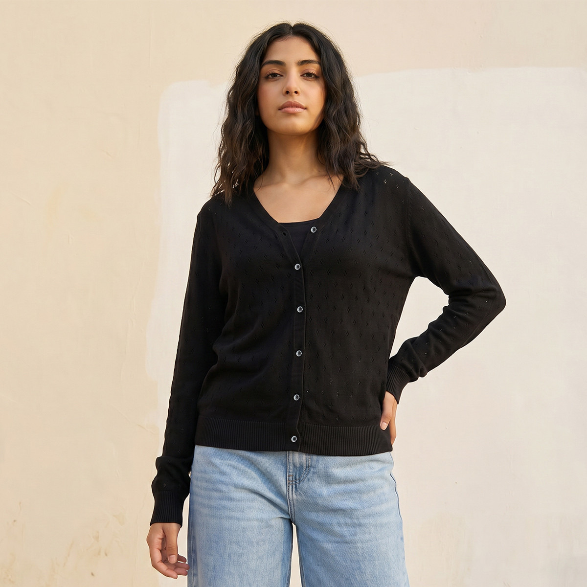 كارديجان منسوج بياقة V-women-winterwear-cardigansandjumpers-cardigans-image-1
