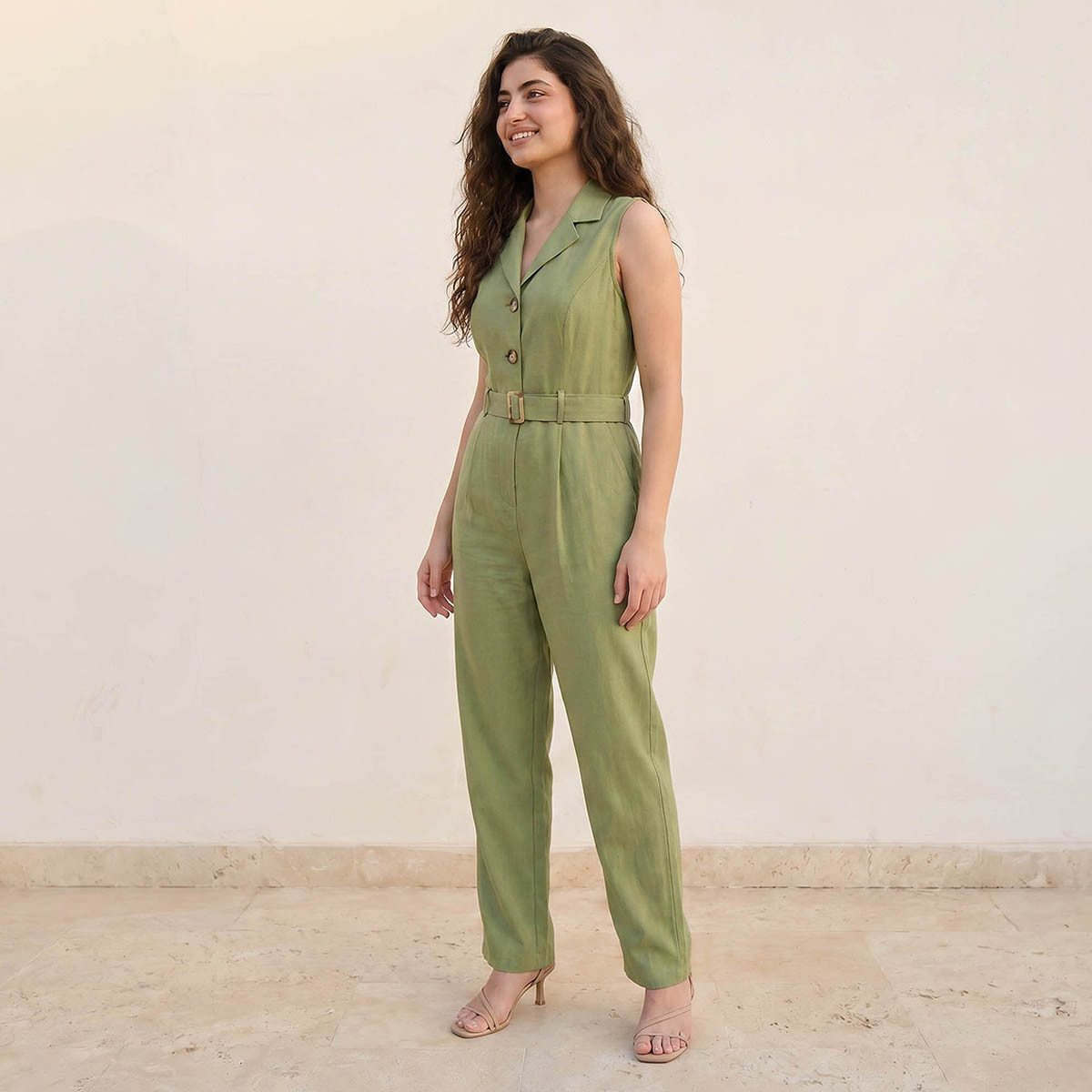 جمبسوت بياقة مطوية نوتش لابيل للشباب-women-clothing-jumpsuits-image-3