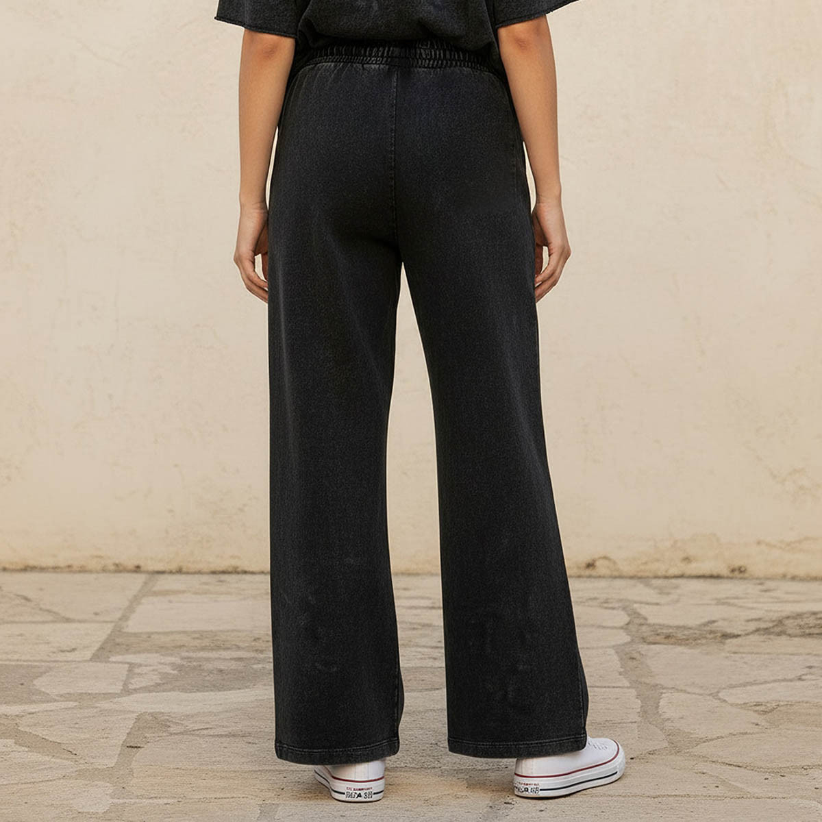 بنطلون رياضي بقصة عادية ورباط إغلاق-women-clothing-bottoms-joggers-image-4