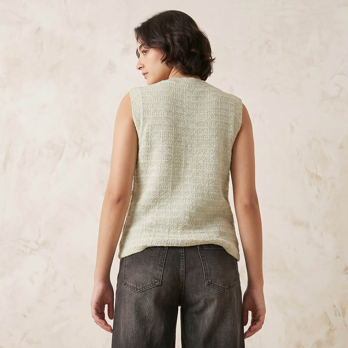 Textured Crew Neck Cardigan-women-winterwear-cardigansandjumpers-cardigans-image-4