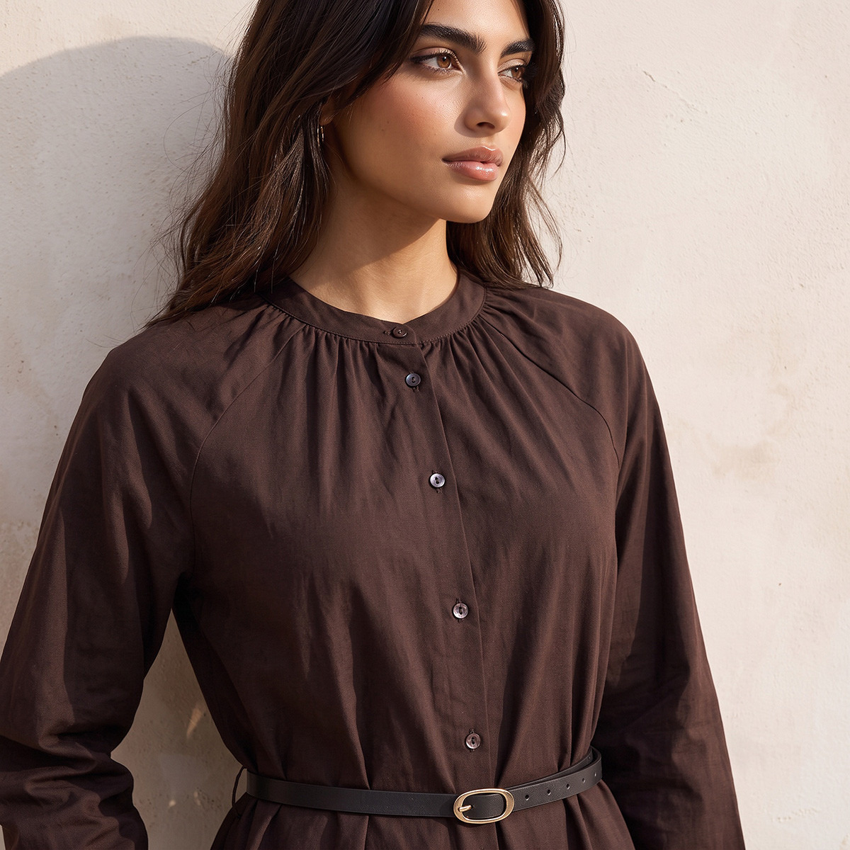فستان قطني بقصة A مع تطريز مفرغ وحزام من سبلاش يوث-women-clothing-dresses-image-4