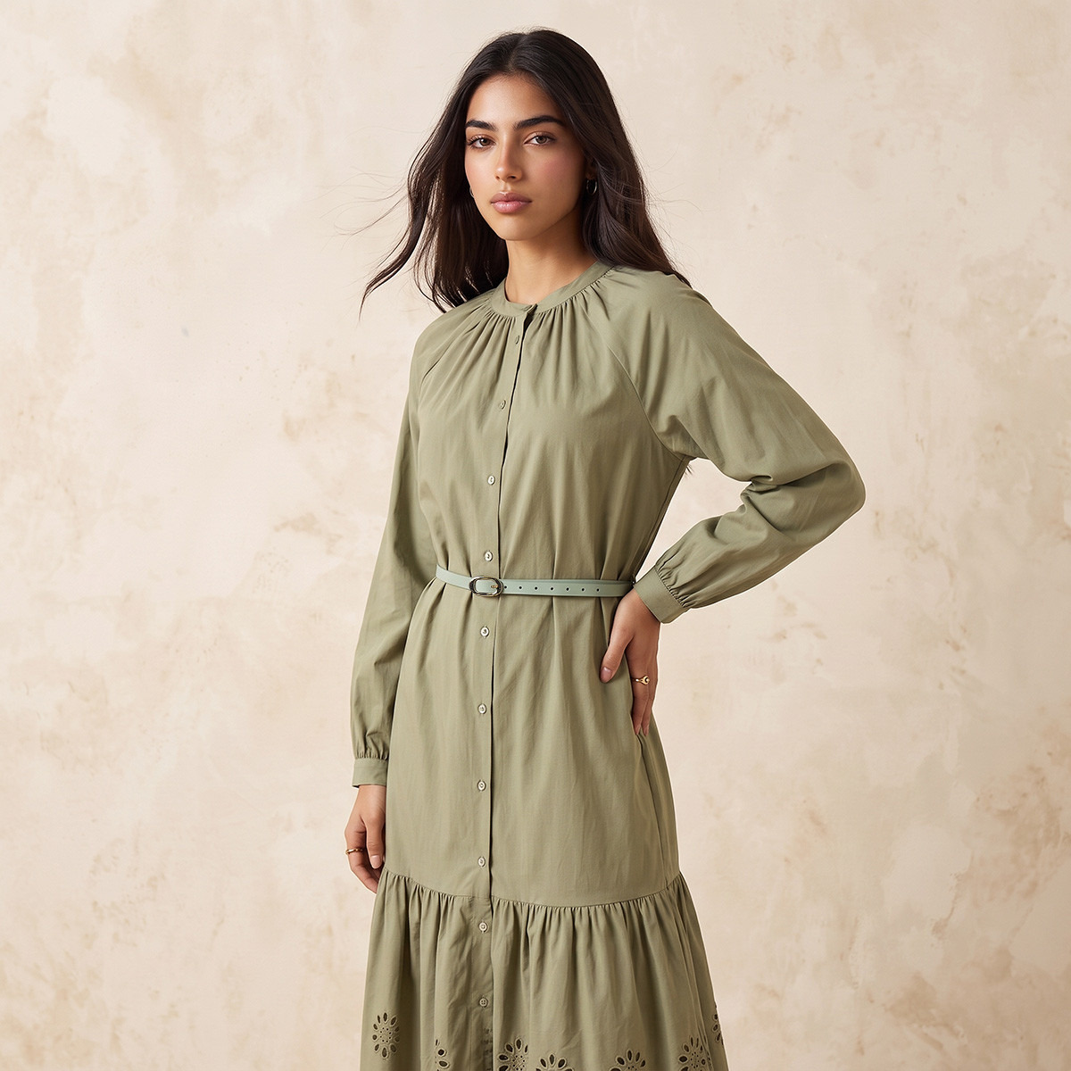 فستان قطني بقصة A مع تطريز مفرغ وحزام من سبلاش يوث-women-clothing-dresses-image-5