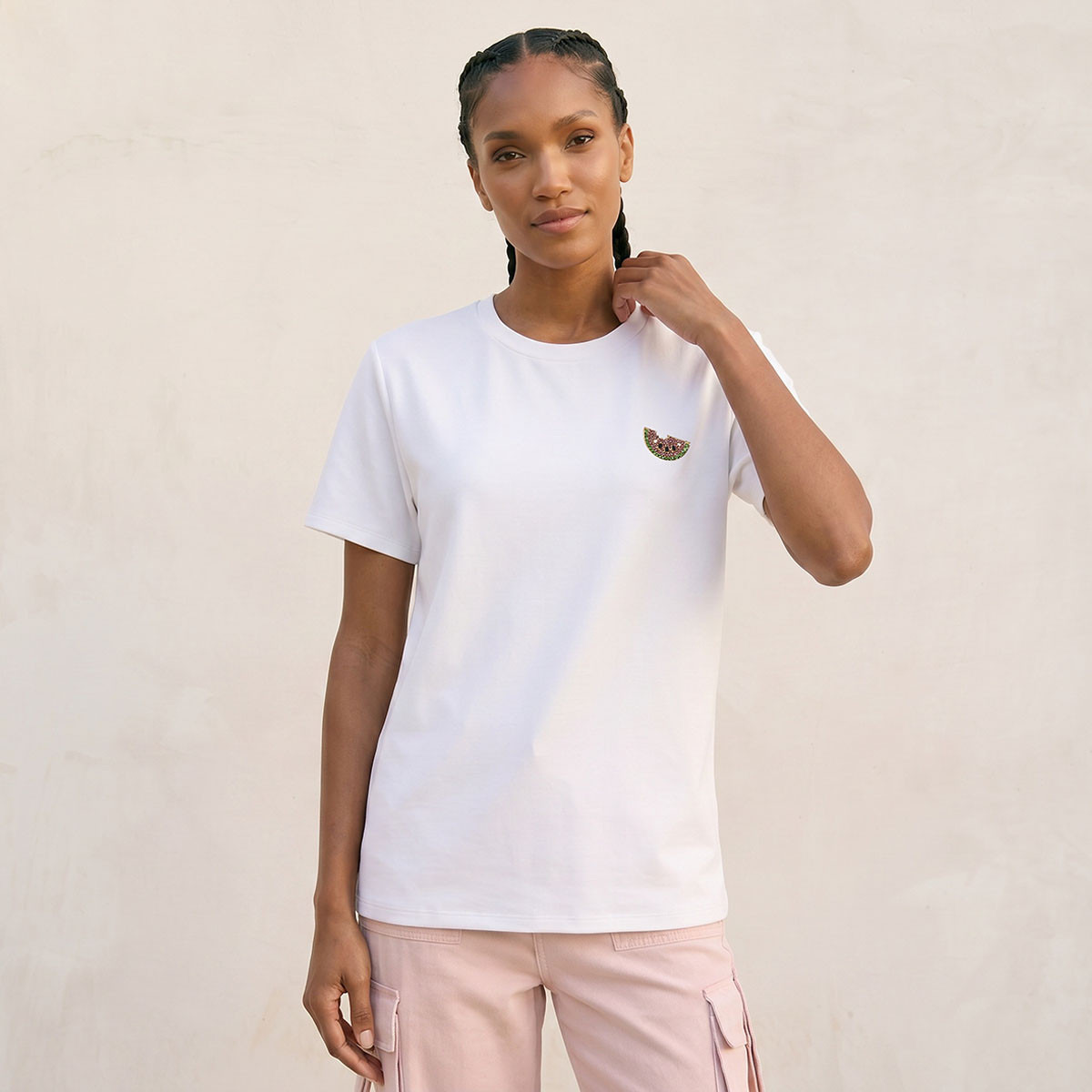 Splash Youth T-shirt with Brooch Applique-women-clothing-tshirts-image-1