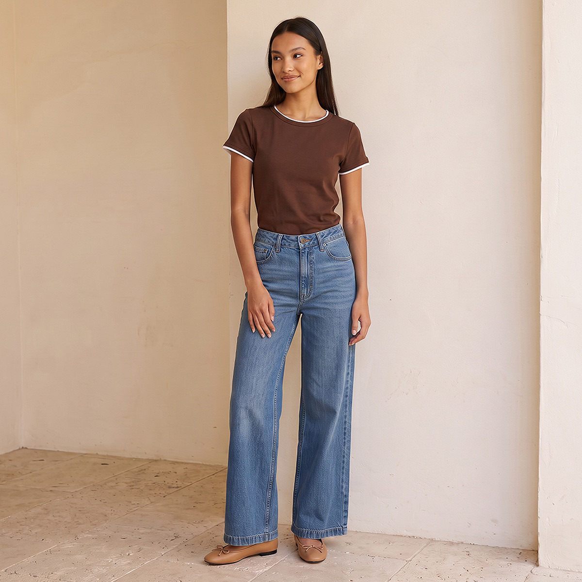 تيشيرت بقصة سليم وحواف متباينة من سبلاش يوث-women-clothing-tshirts-image-5