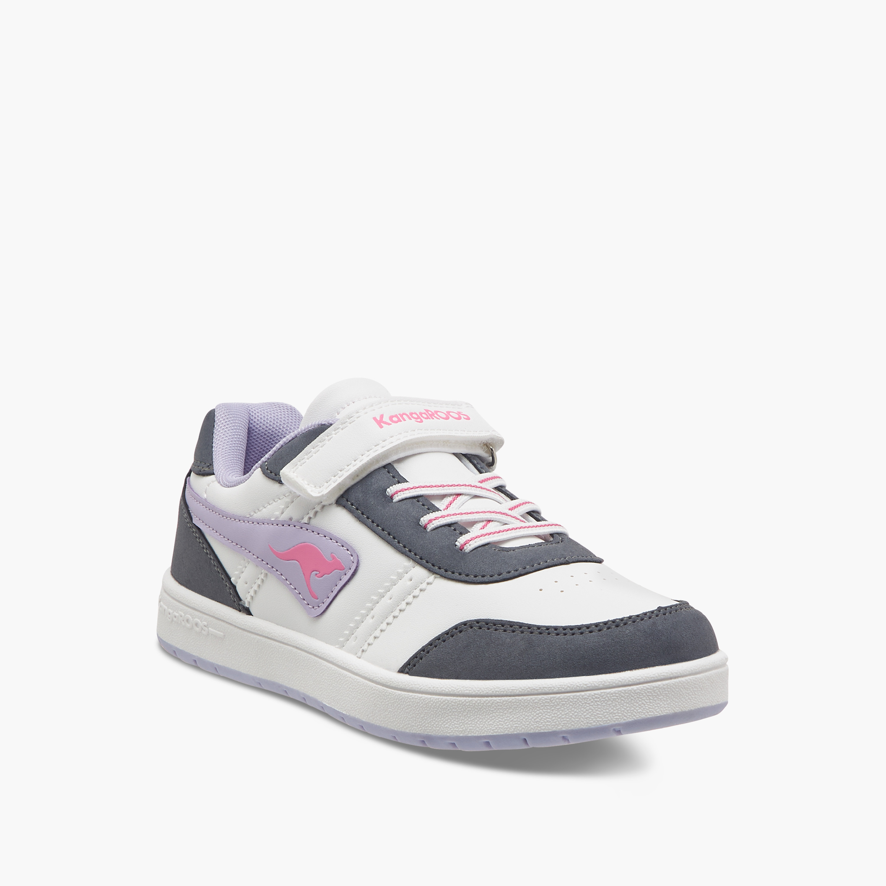 حذاء سنيكرز بشريط إغلاق لاصق وشعار للبنات من كانجاروز-girls-shoes-sneakers-image-2
