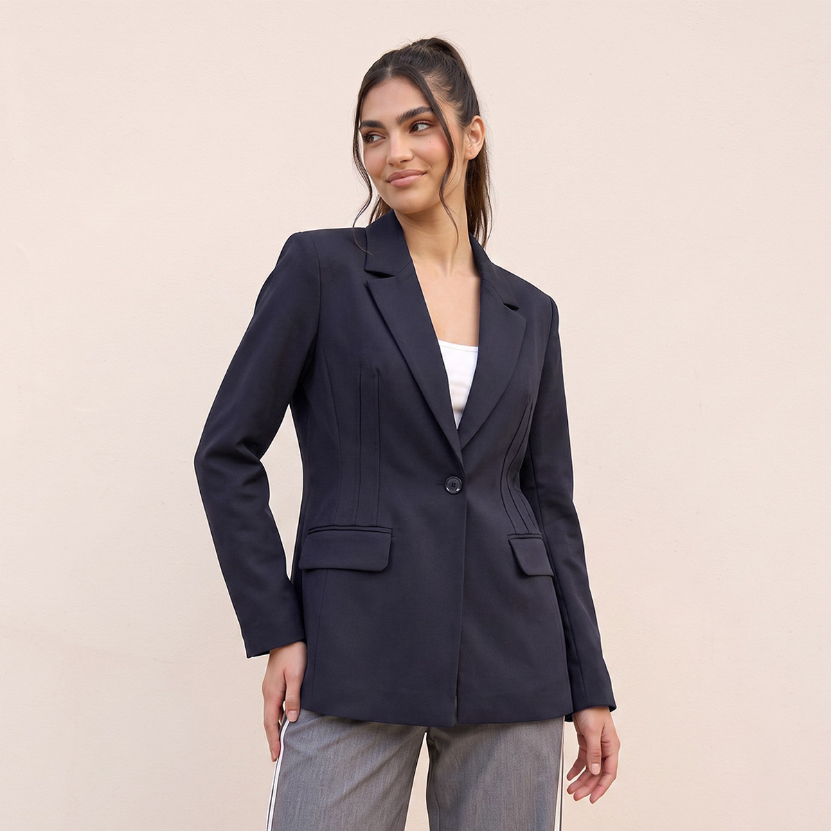 بليزر بقصة عادية وياقة مطوية من سبلاش يوث-women-clothing-coatsandjackets-blazers-image-6