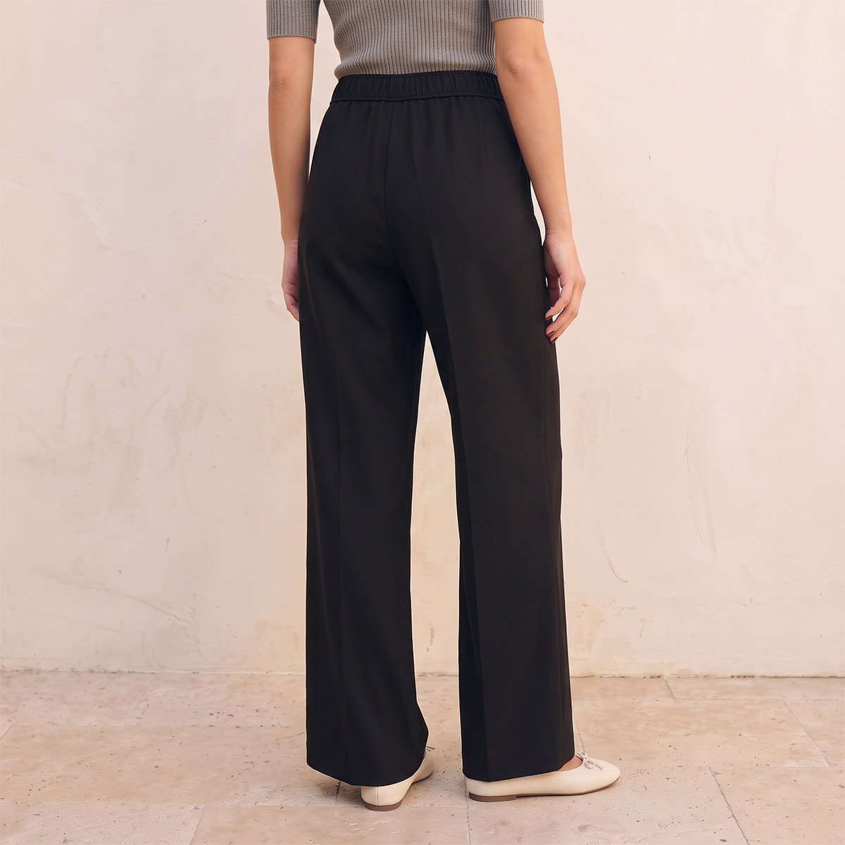 بنطلون بكُسرات وأرجل واسعة وخصر مطاطي من سبلاش يوث-women-clothing-trousers-image-4