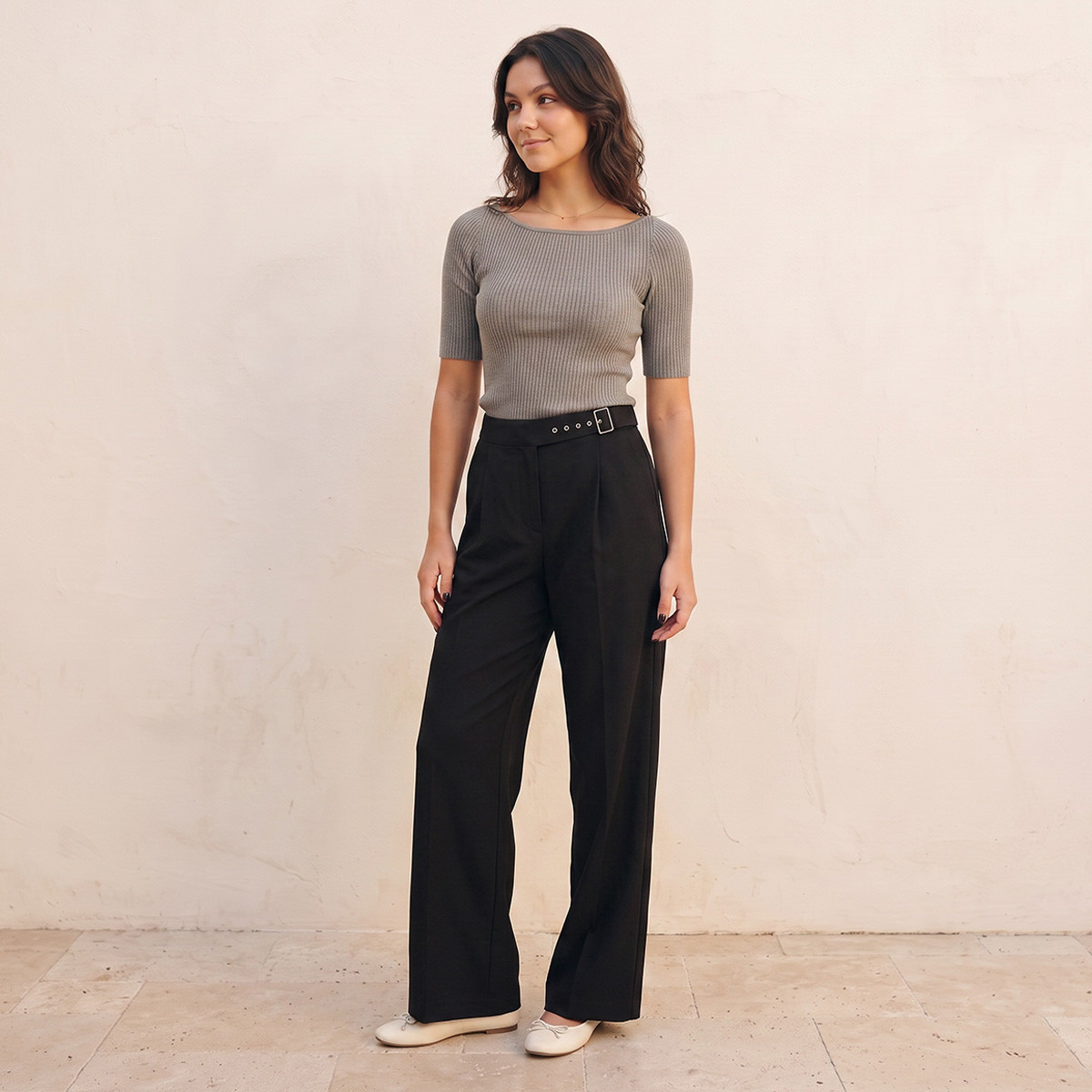 بنطلون بكُسرات وأرجل واسعة وخصر مطاطي من سبلاش يوث-women-clothing-trousers-image-5