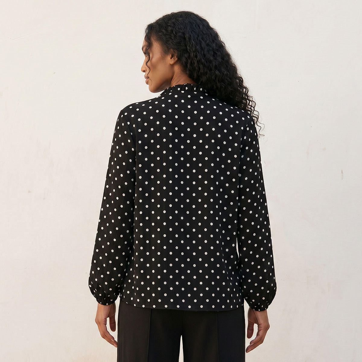 بلوزة بطبعات منقّطة من سبلاش يوث-women-clothing-shirtsandblouses-blouses-image-5