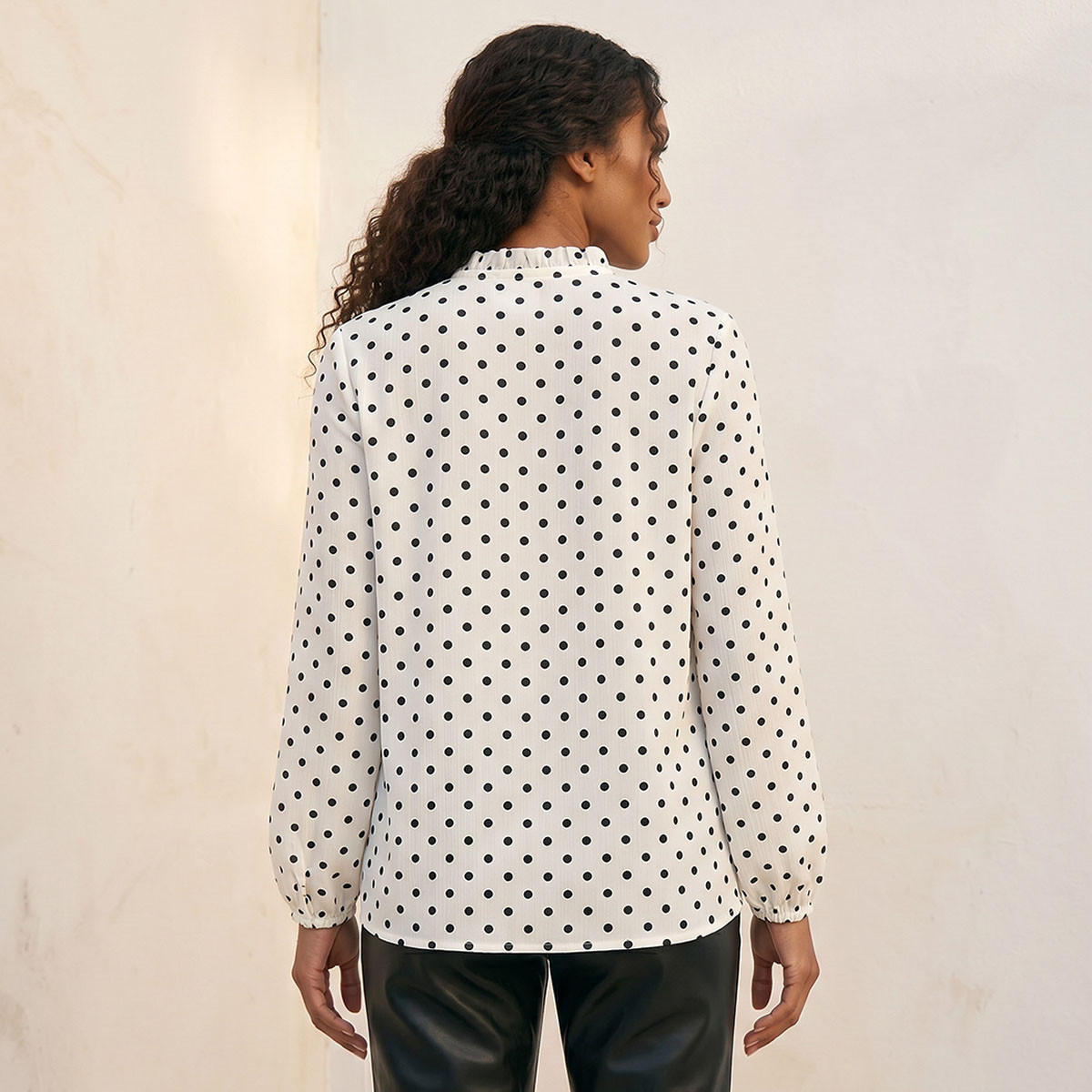 بلوزة بطبعات منقّطة من سبلاش يوث-women-clothing-shirtsandblouses-blouses-image-5