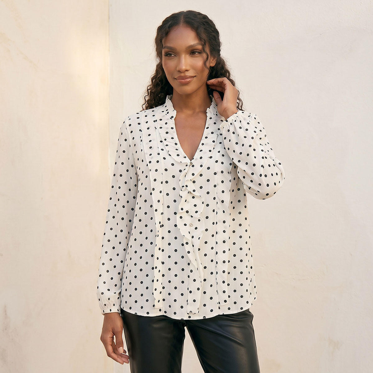 بلوزة بطبعات منقّطة من سبلاش يوث-women-clothing-shirtsandblouses-blouses-image-6