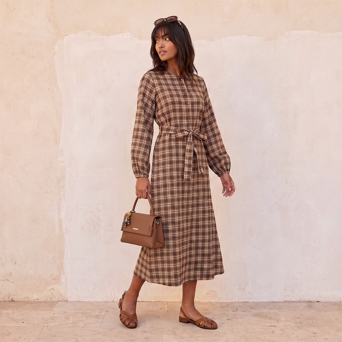 فستان قميص ميدي كاروهات بحزام من سبلاش يوث-women-clothing-dresses-image-1