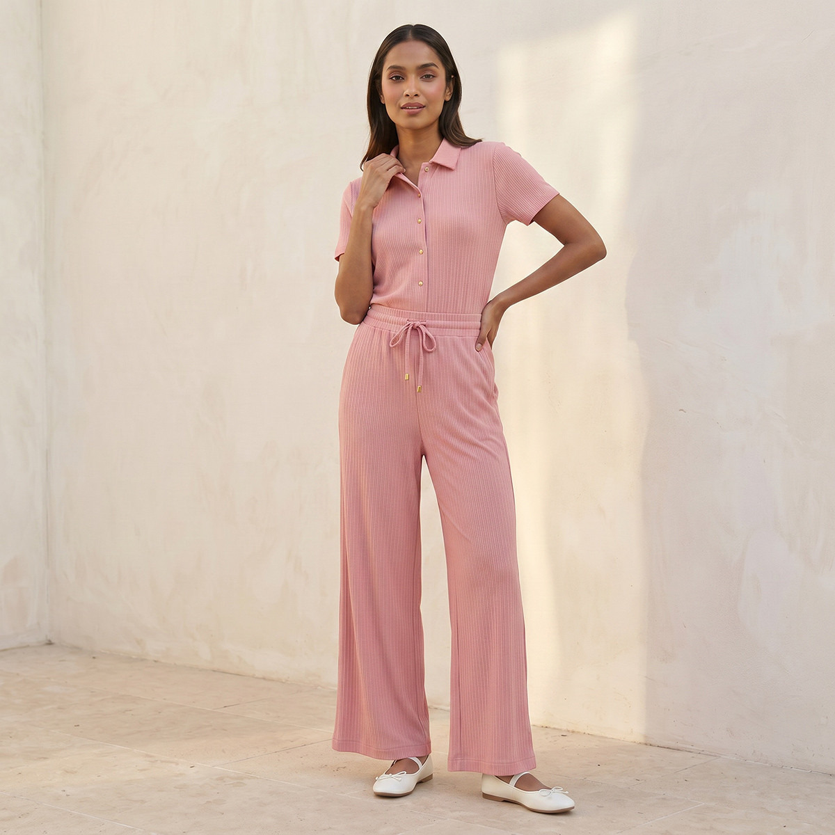 بنطلون مضلّع بقصّة مستقيمة وخصر برباط من سبلاش يوث-women-clothing-bottoms-joggers-image-3