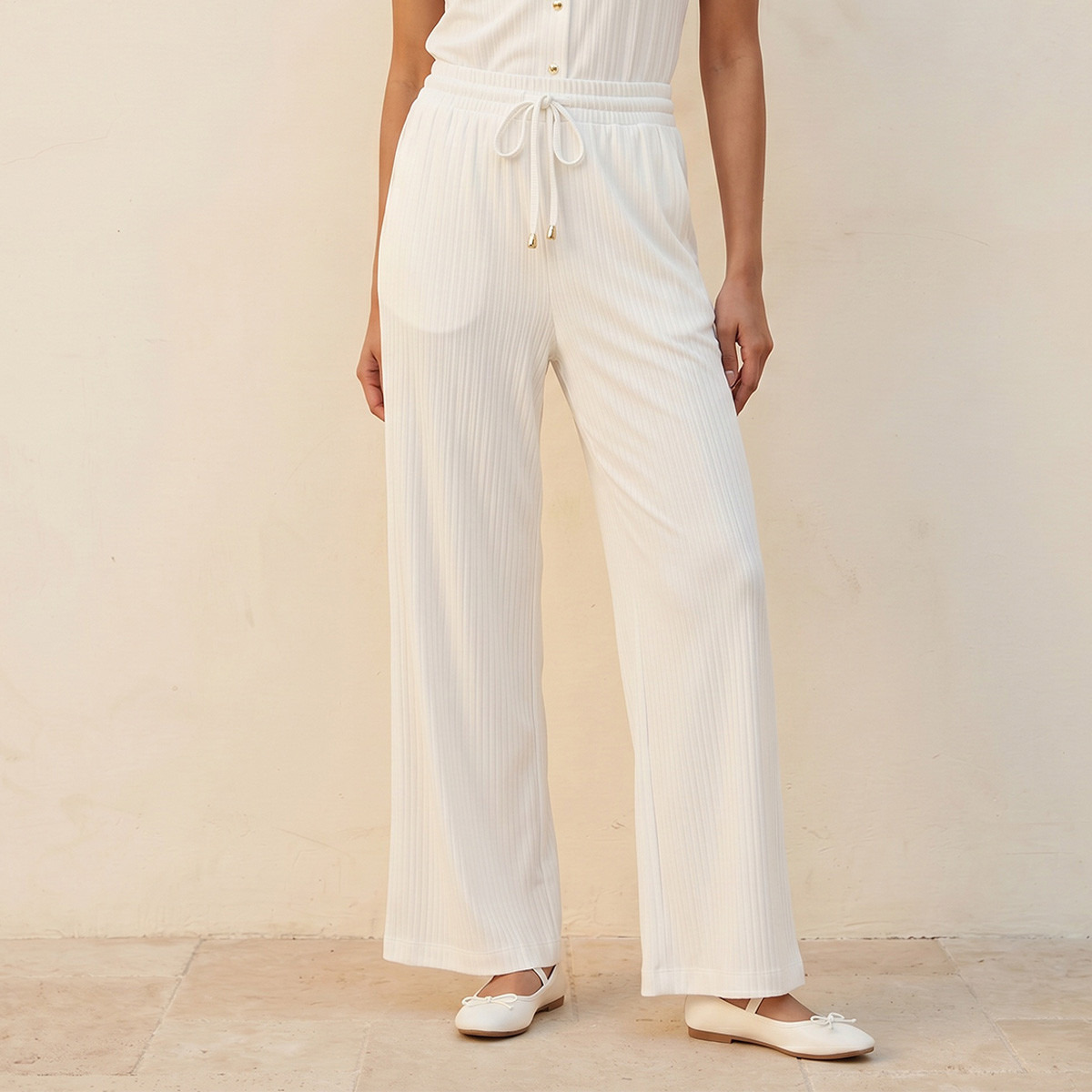 بنطلون مضلّع بقصّة مستقيمة وخصر برباط من سبلاش يوث-women-clothing-bottoms-joggers-image-1