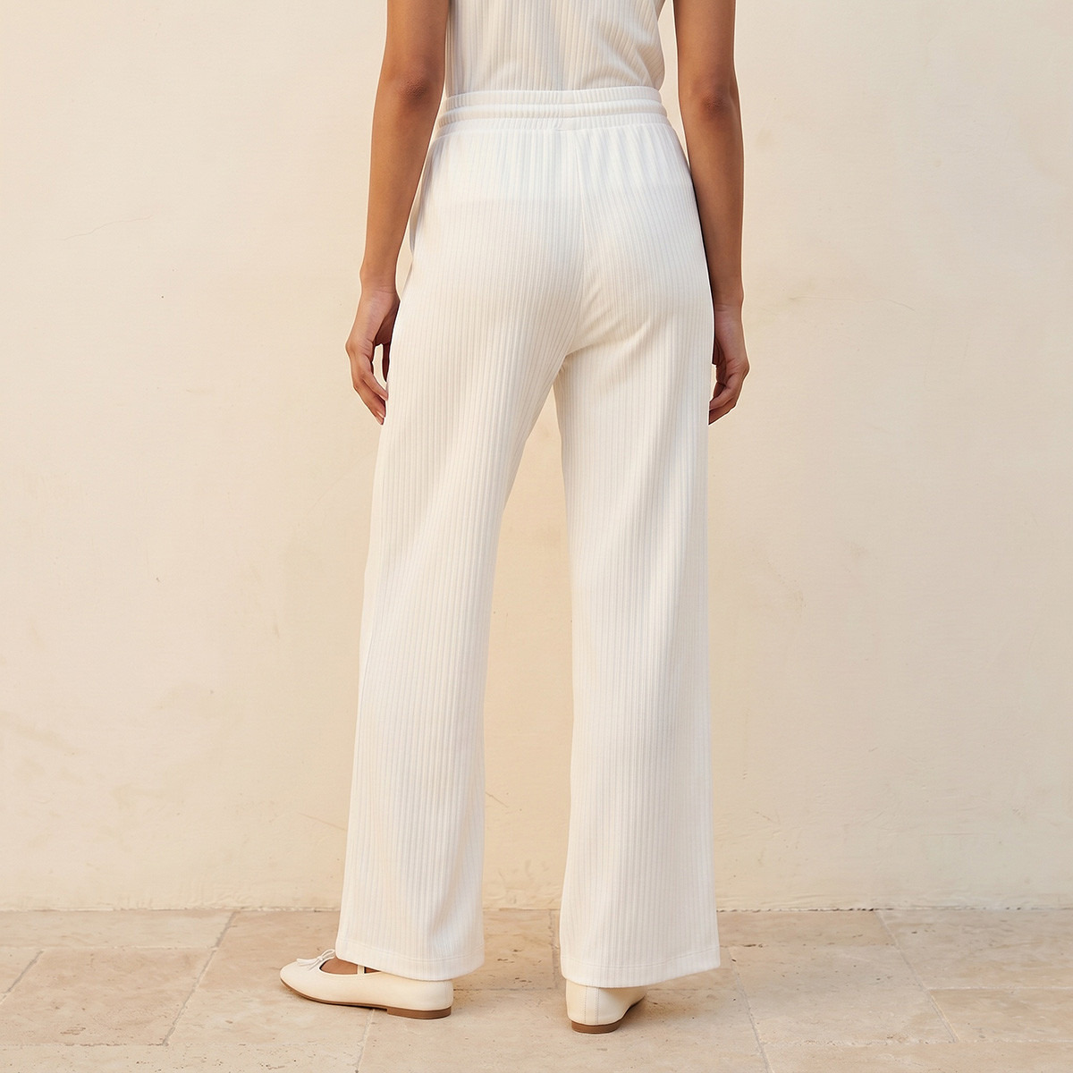 بنطلون مضلّع بقصّة مستقيمة وخصر برباط من سبلاش يوث-women-clothing-bottoms-joggers-image-4