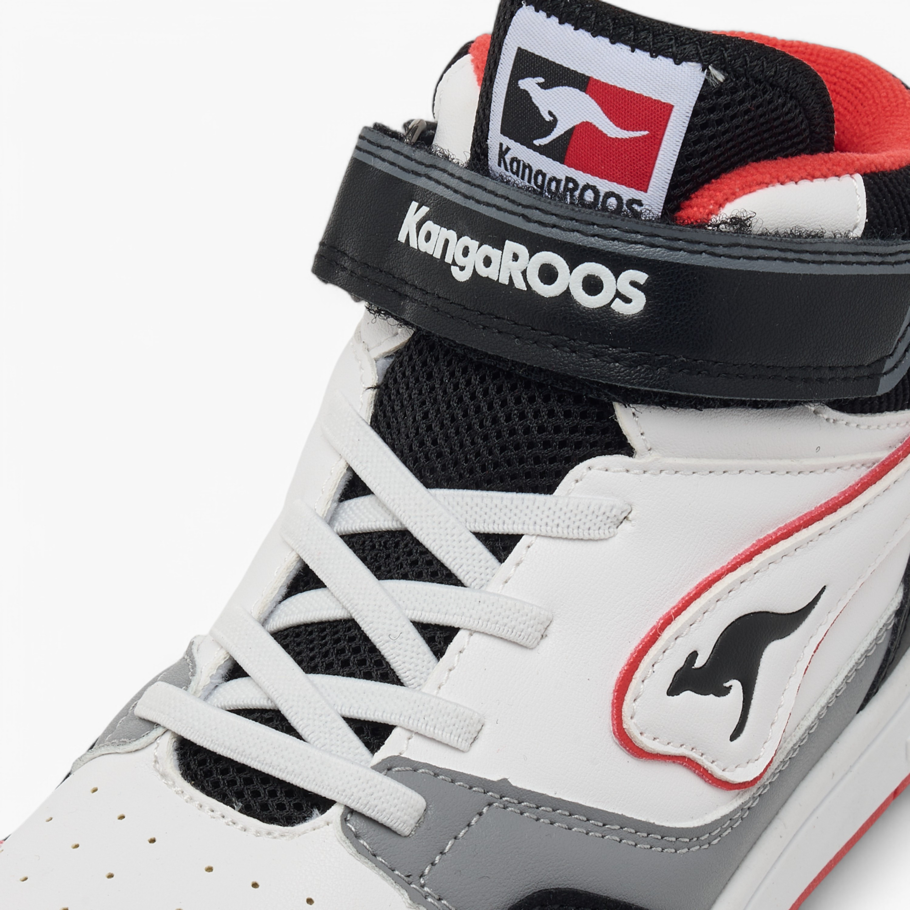 حذاء سنيكرز برقبة عالية وشريط إغلاق لاصق وشعار للنساء من كانجاروز-women-shoes-sneakers-image-4