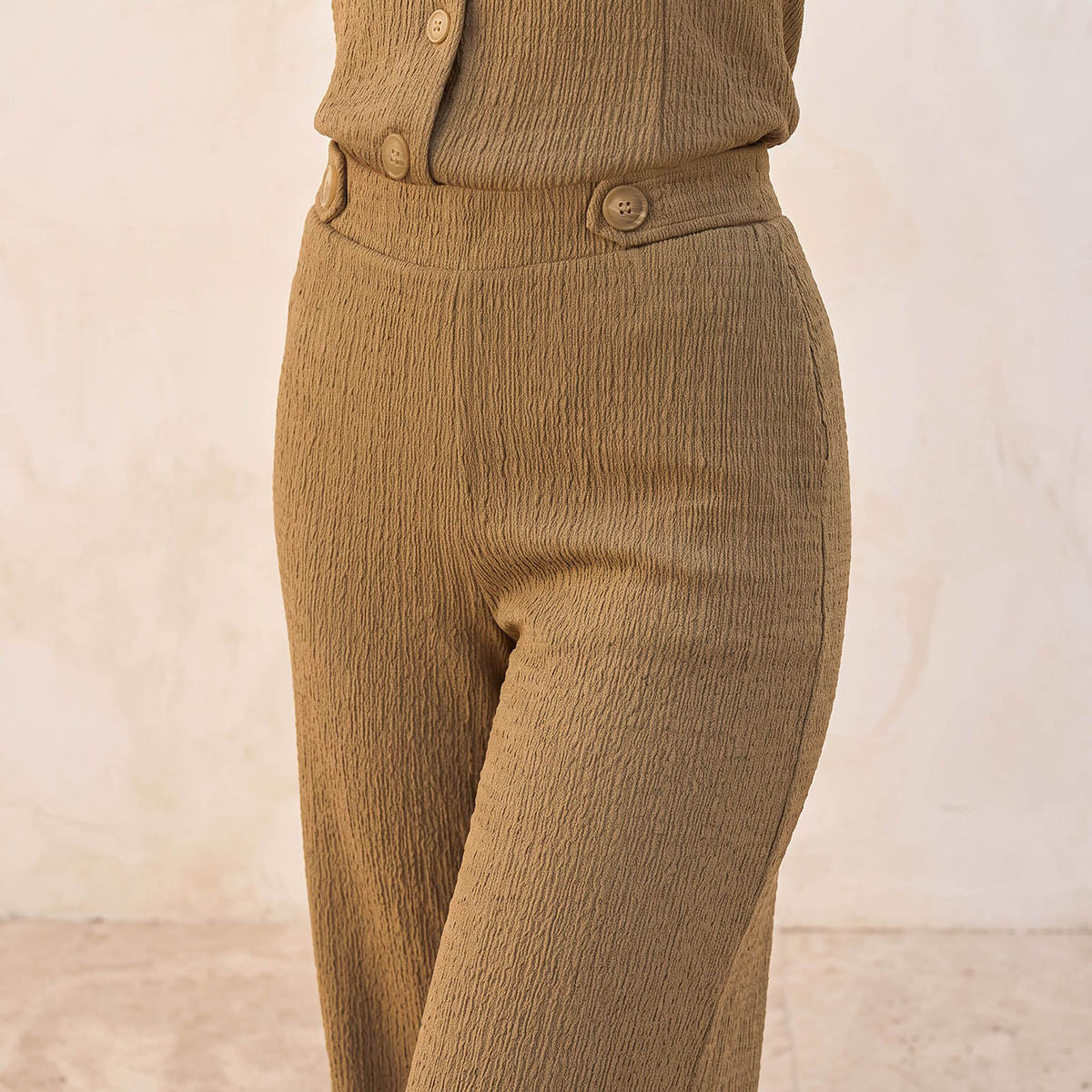 بنطلون بارز الملمس بخصر مطاطي من سبلاش يوث-women-clothing-trousers-image-2