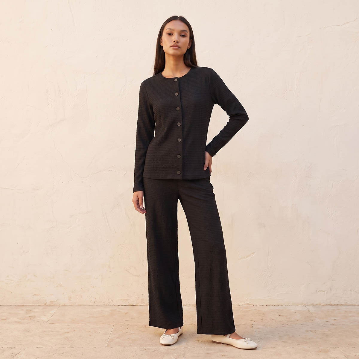 بنطلون بارز الملمس بخصر مطاطي من سبلاش يوث-women-clothing-trousers-image-3