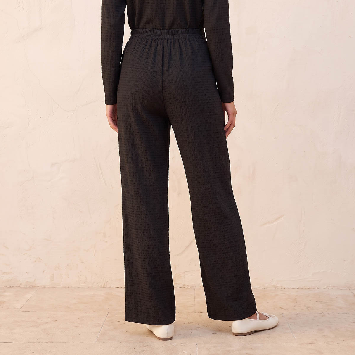 بنطلون بارز الملمس بخصر مطاطي من سبلاش يوث-women-clothing-trousers-image-4