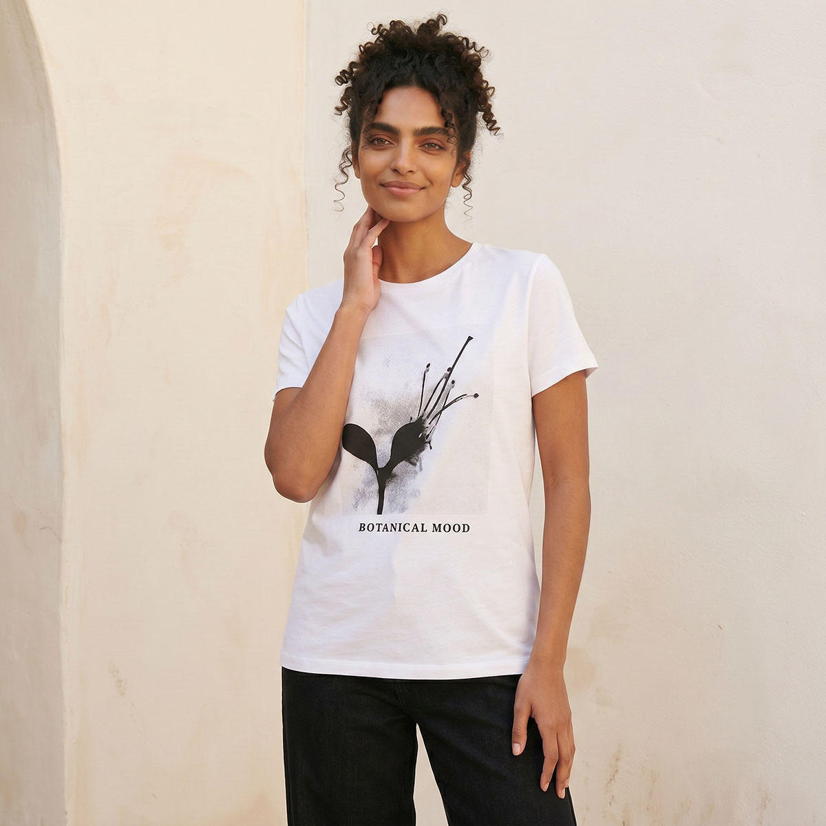 تيشيرت قطن بطبعات زهرية من سبلاش يوث-women-clothing-tshirts-image-5