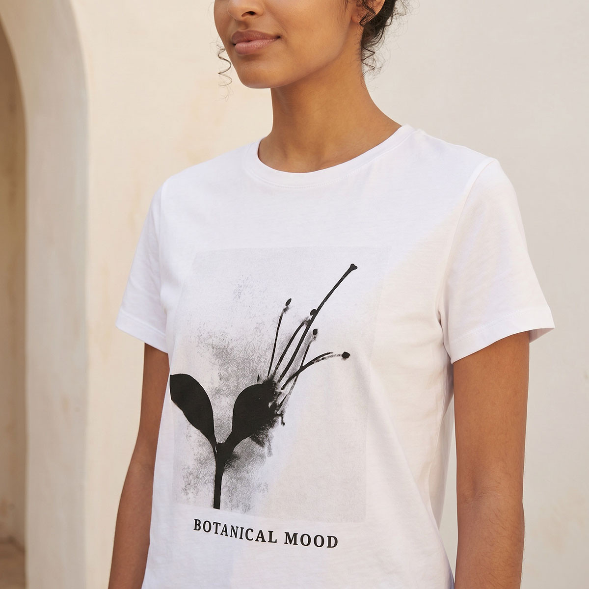 تيشيرت قطن بطبعات زهرية من سبلاش يوث-women-clothing-tshirts-image-6