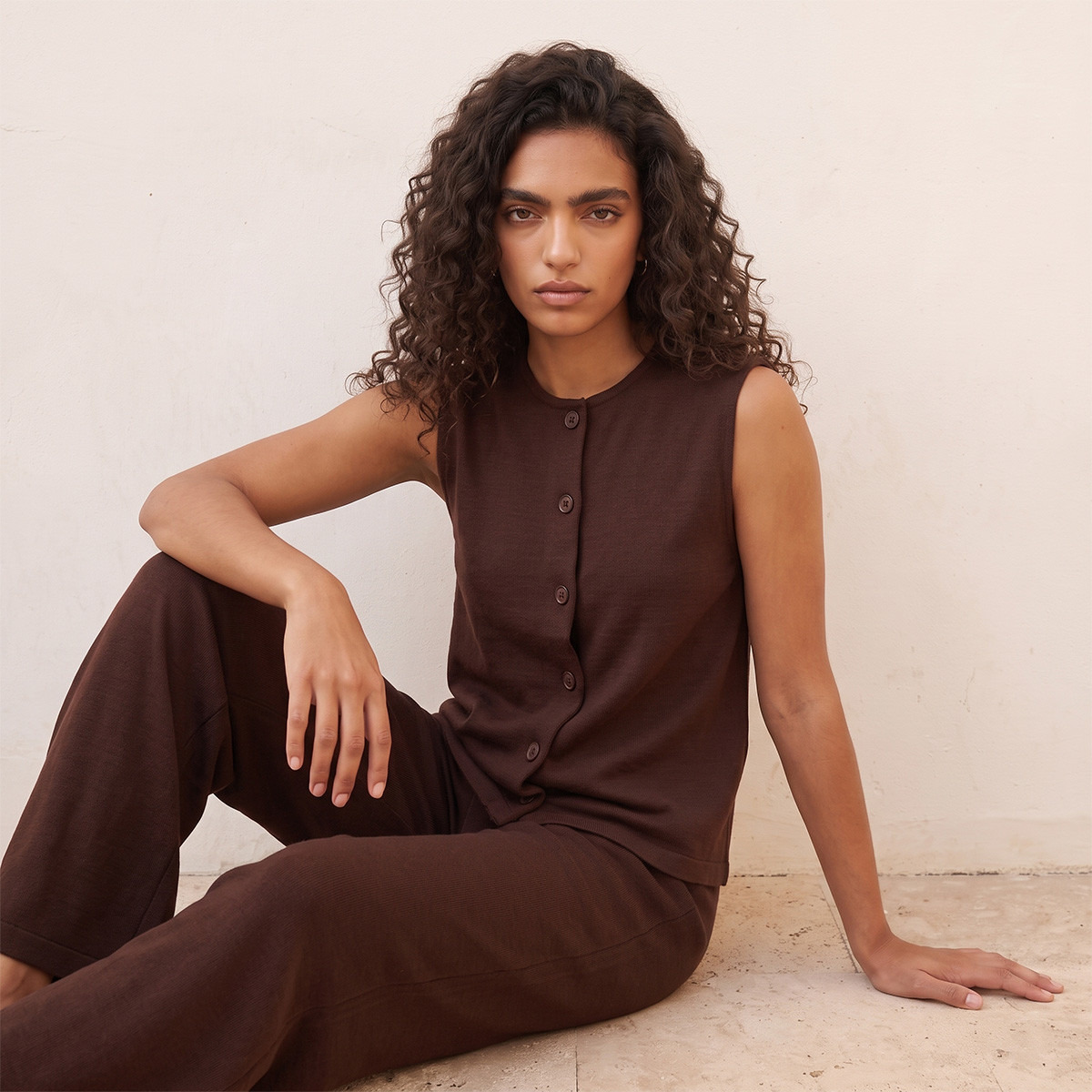 بلوزة دون أكمام بارزة الملمس بأزرار من سبلاش يوث-women-clothing-shirtsandblouses-blouses-image-5