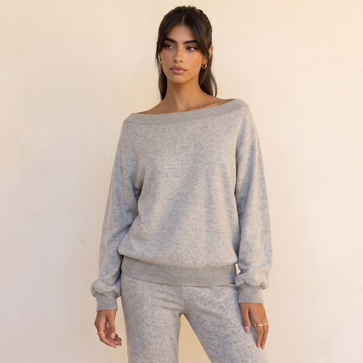 بلوزة بأكمام طويلة وياقة قارب من سبلاش يوث-women-clothing-shirtsandblouses-blouses-image-1