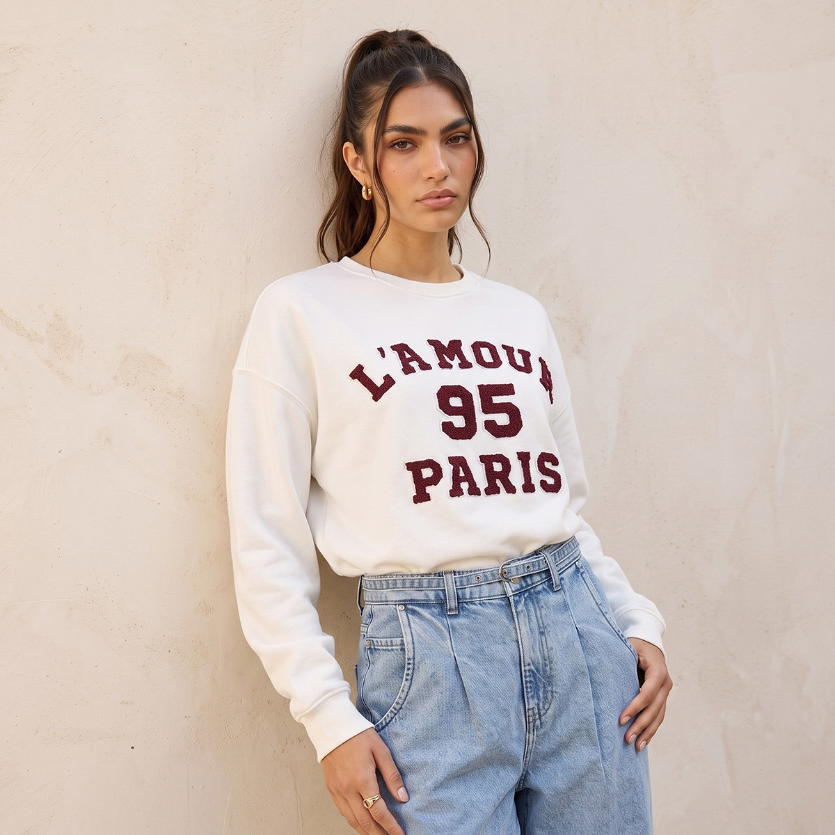 سويت شيرت بتطريز من سبلاش يوث-women-clothing-hoodiesandsweatshirts-sweatshirts-image-1
