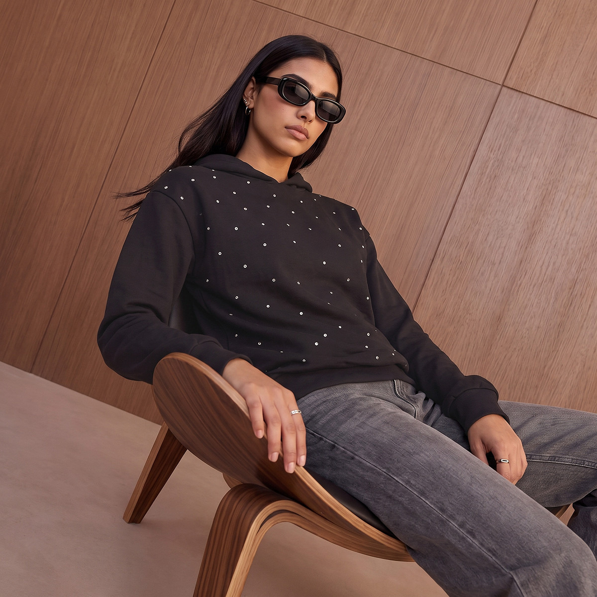 سويت شيرت مزين بغطاء رأس من يوث من سبلاش-women-clothing-hoodiesandsweatshirts-sweatshirts-image-5