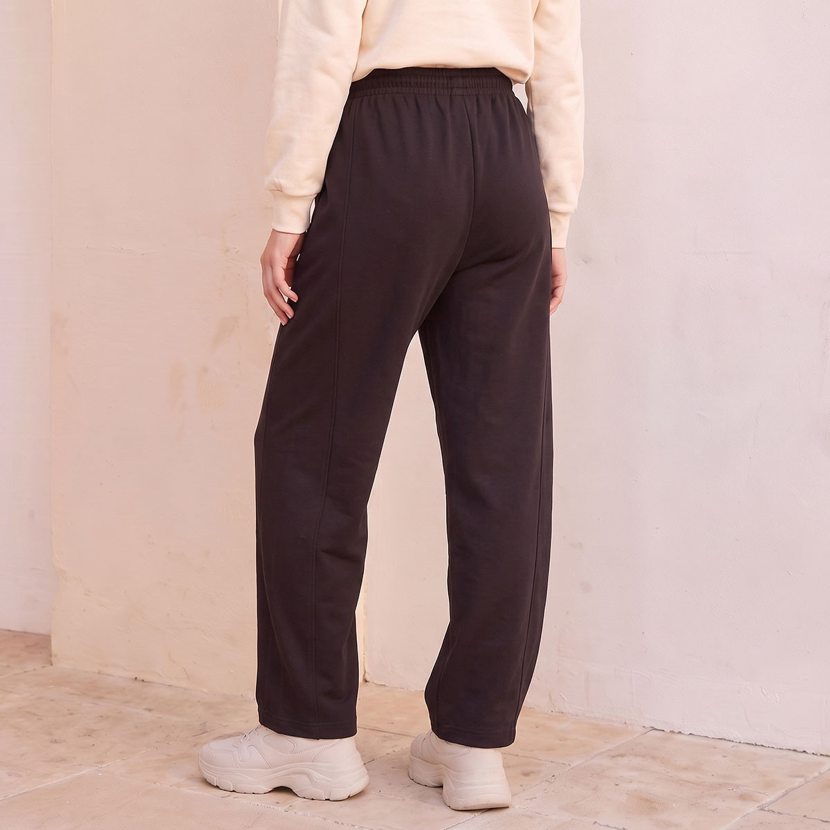 بنطلون رياضي بقصة برميلية من سبلاش يوث-women-clothing-bottoms-joggers-image-3