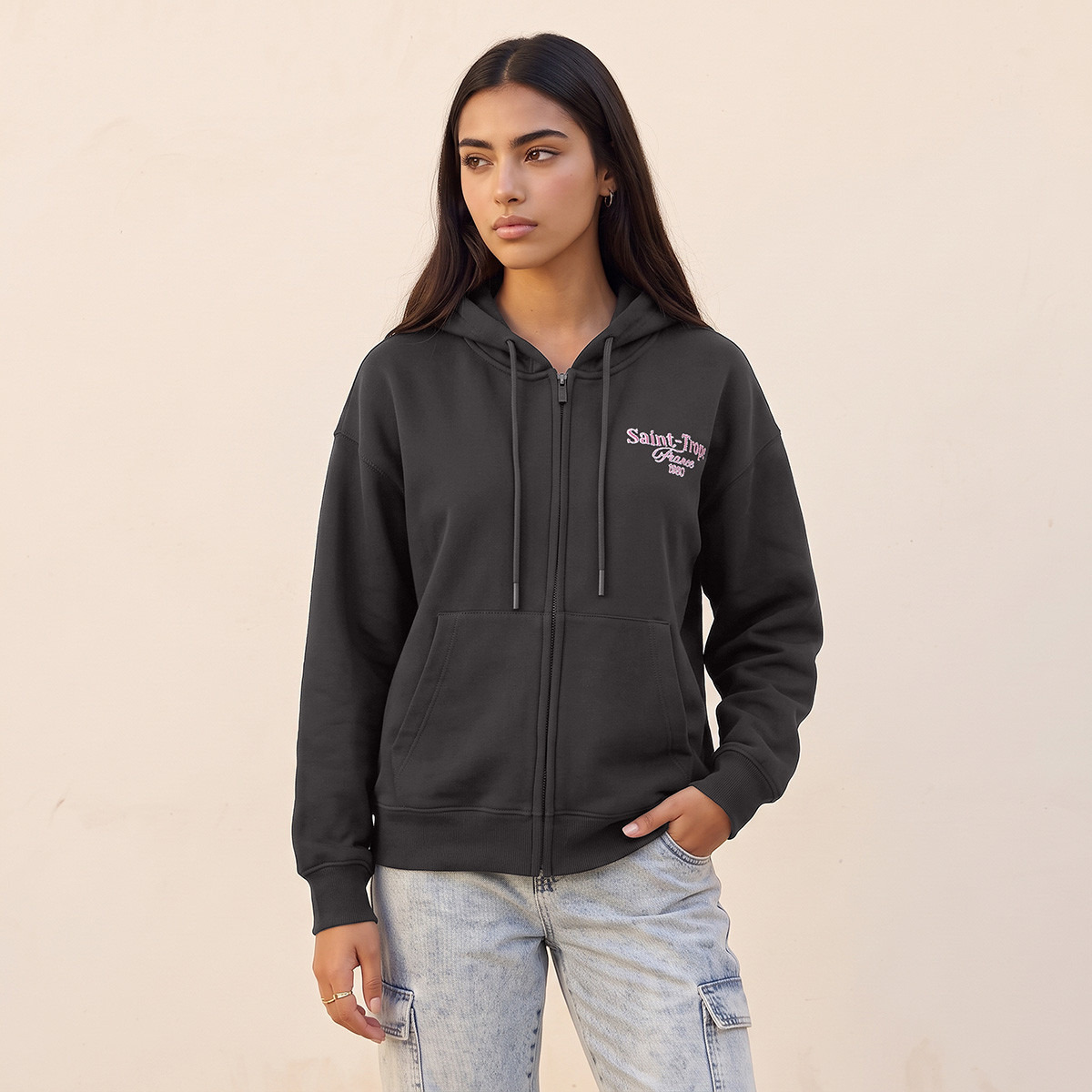 هودي بجيوب من يوث من سبلاش-women-clothing-hoodiesandsweatshirts-hoodies-image-2