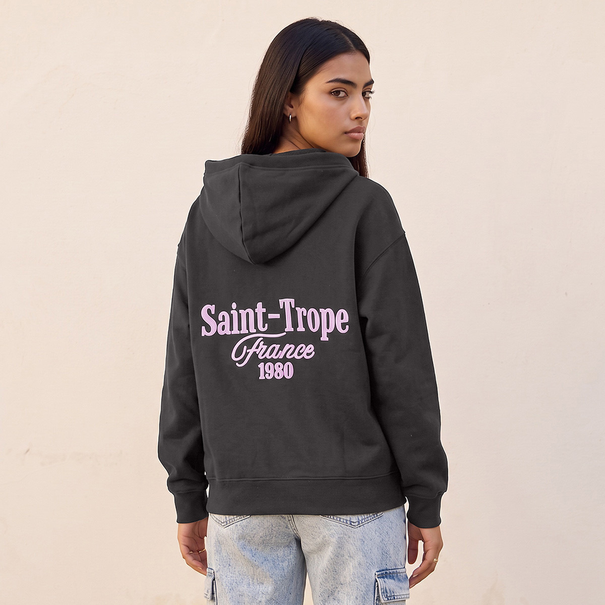 هودي بجيوب من يوث من سبلاش-women-clothing-hoodiesandsweatshirts-hoodies-image-4