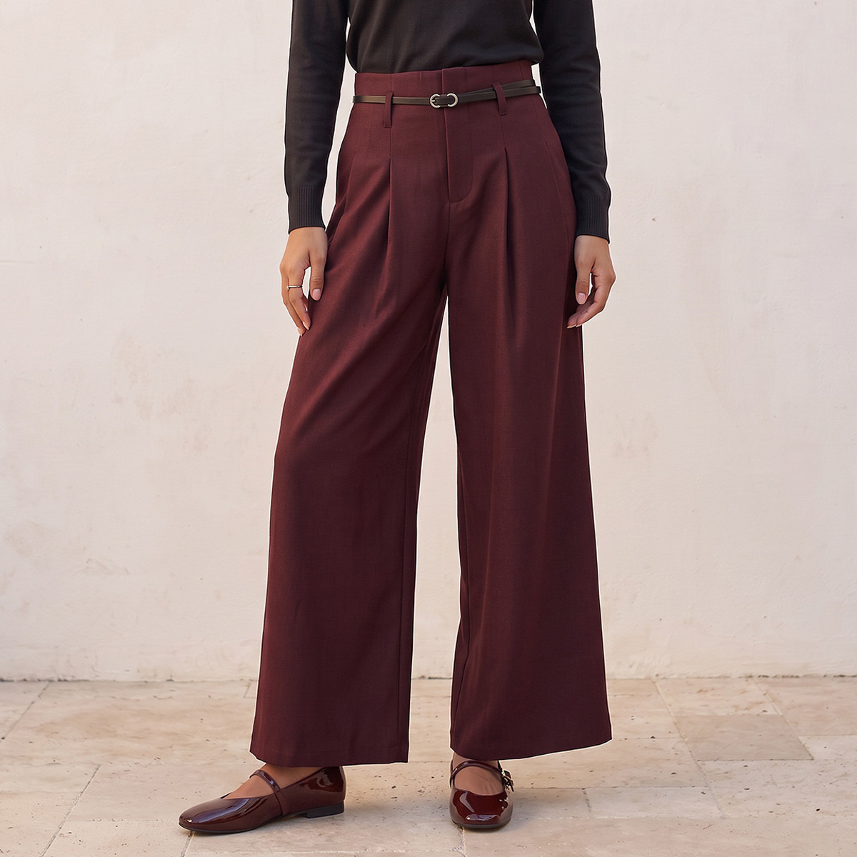 بنطلون واسع الساقين بحزام وكسرات من يوث من سبلاش-women-clothing-trousers-image-1