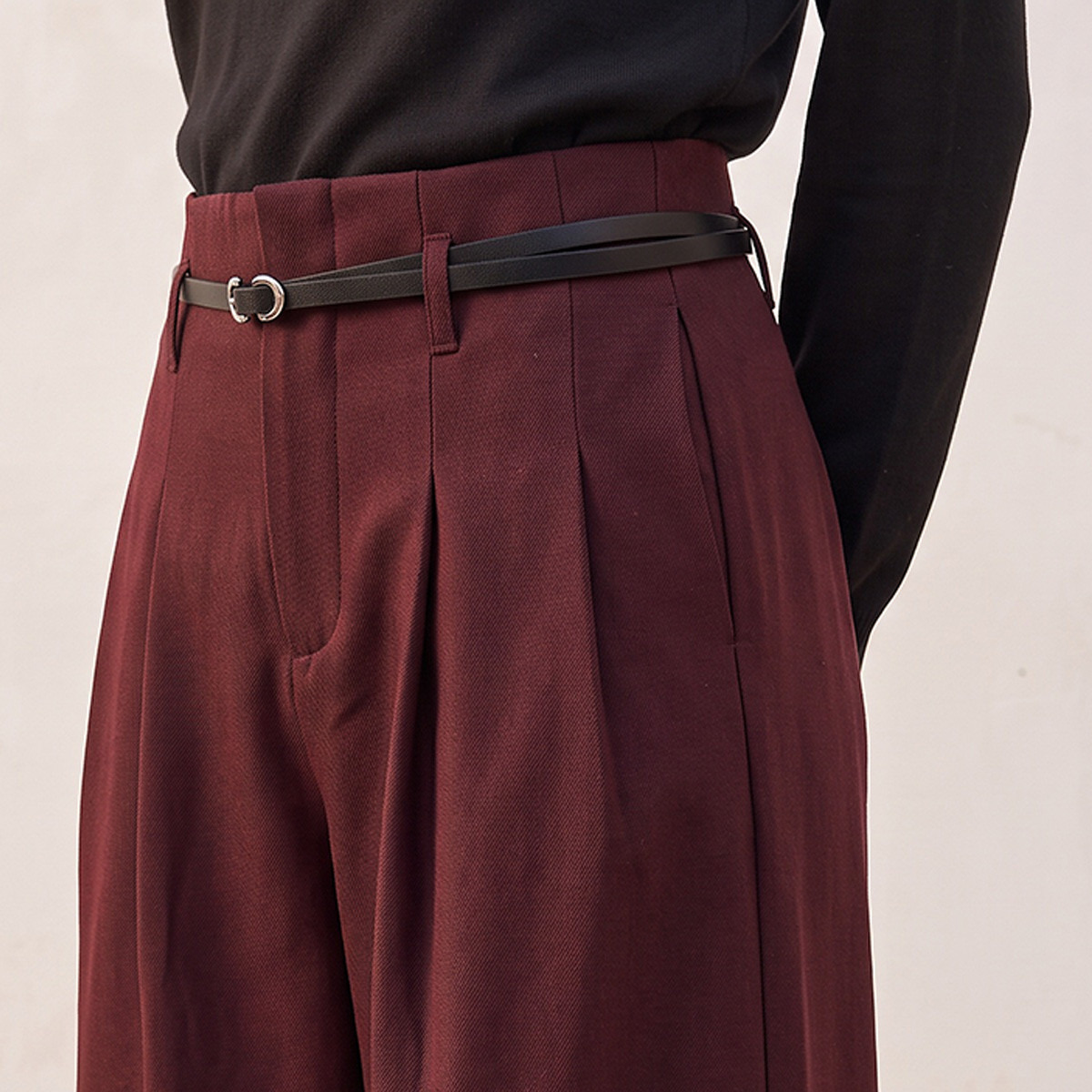بنطلون واسع الساقين بحزام وكسرات من يوث من سبلاش-women-clothing-trousers-image-4