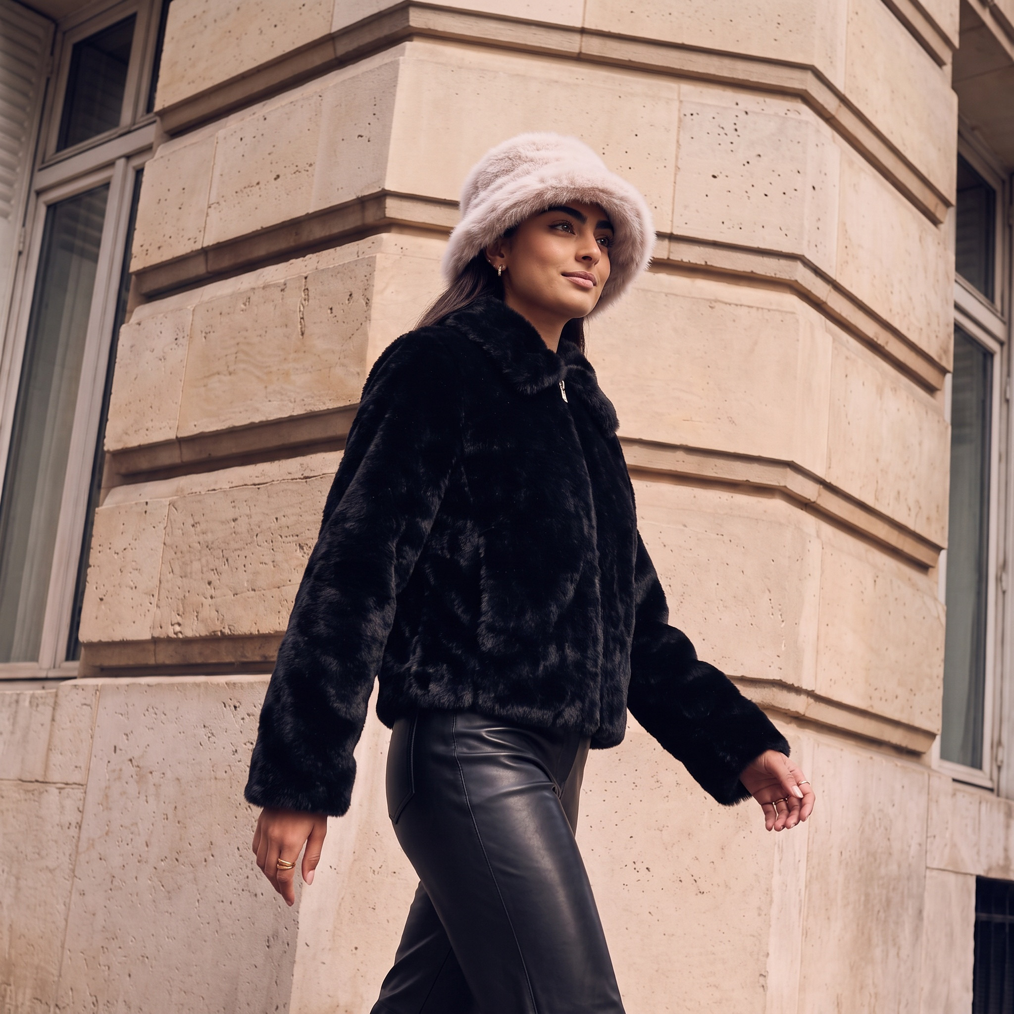 جاكيت فرو صناعي بسحاب إغلاق من سبلاش يوث-women-winterwear-coatsandjackets-jackets-image-1