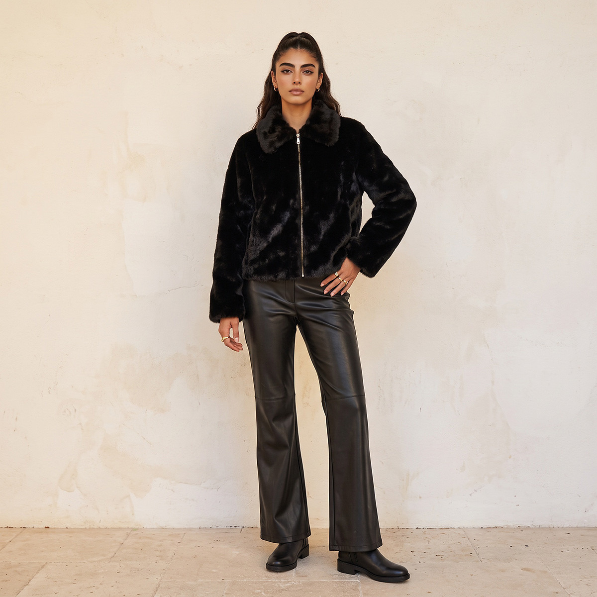 جاكيت فرو صناعي بسحاب إغلاق من سبلاش يوث-women-winterwear-coatsandjackets-jackets-image-3