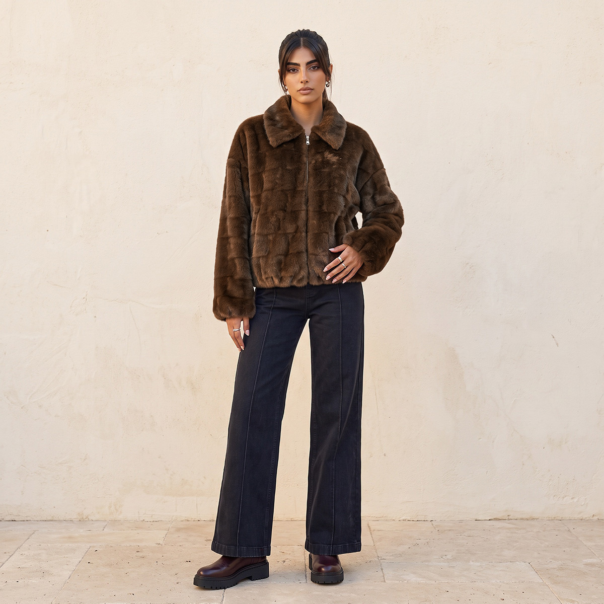 Splash Youth Faux Fur Jacket with Zip Closure-women-winterwear-coatsandjackets-jackets-image-2
