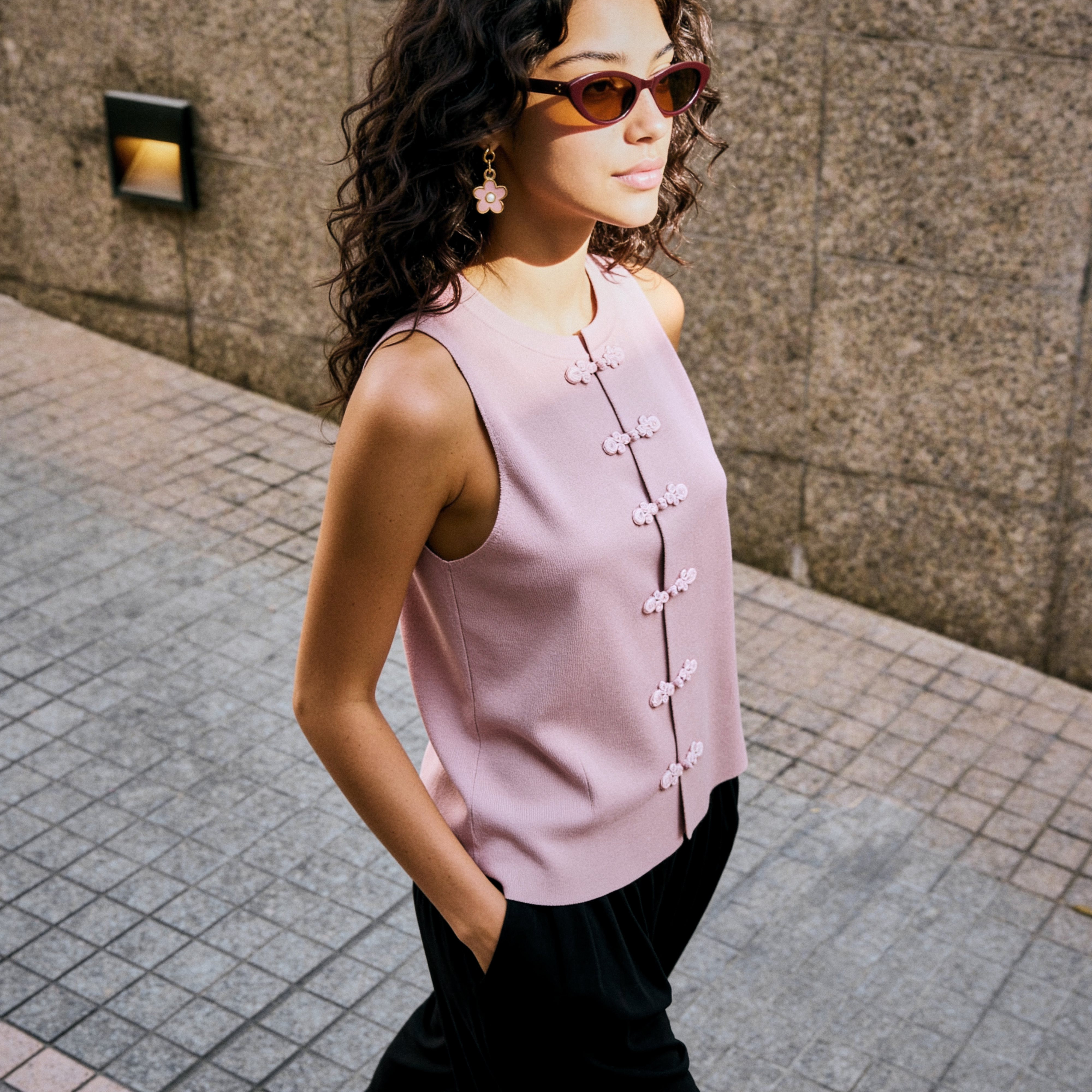 بلوزة بياقة ضيقة بارزة الملمس من سبلاش يوث-women-clothing-shirtsandblouses-blouses-image-1