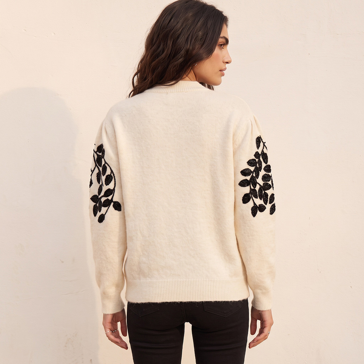 كنزة بتطريز من يوث من سبلاش-women-winterwear-cardigansandjumpers-jumpers-image-3