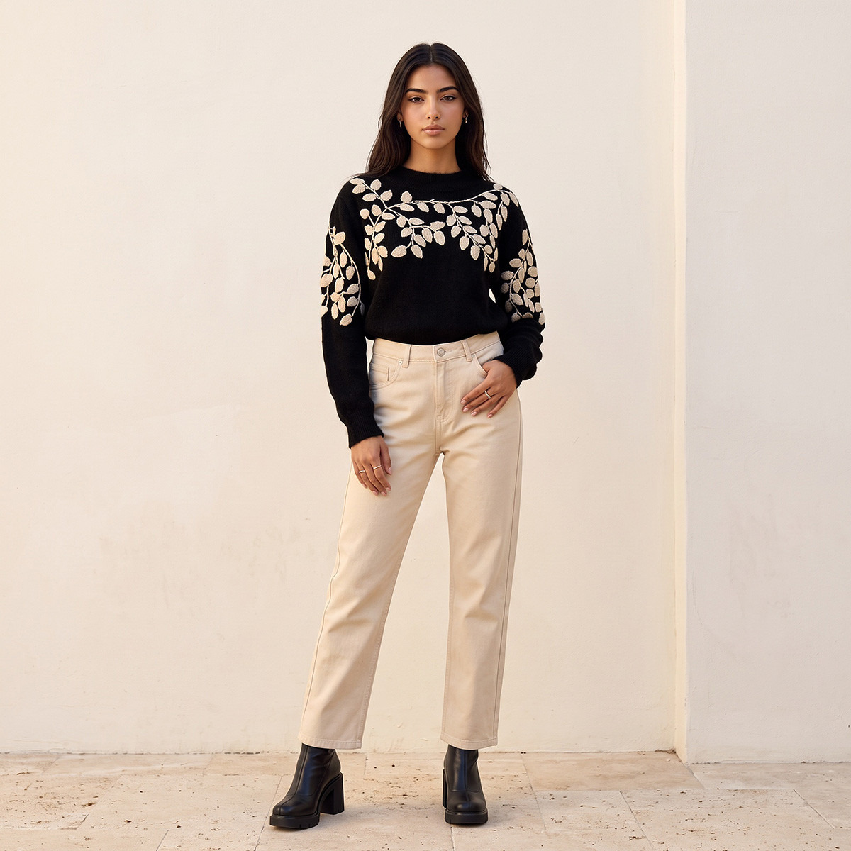 كنزة بتطريز من يوث من سبلاش-women-winterwear-cardigansandjumpers-jumpers-image-2