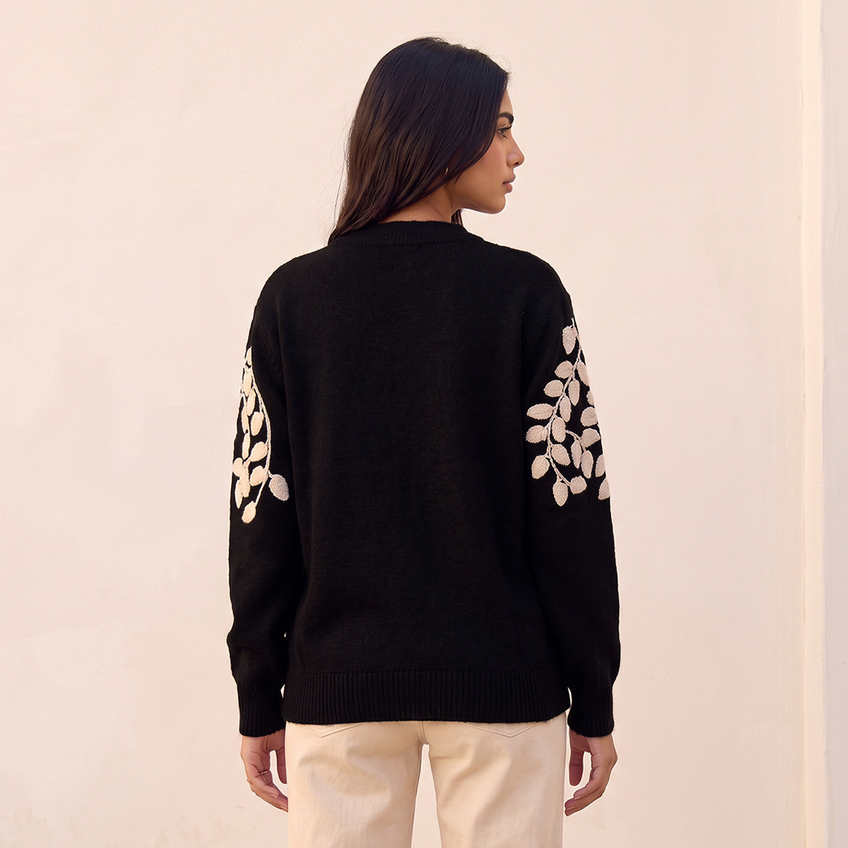 كنزة بتطريز من يوث من سبلاش-women-winterwear-cardigansandjumpers-jumpers-image-3