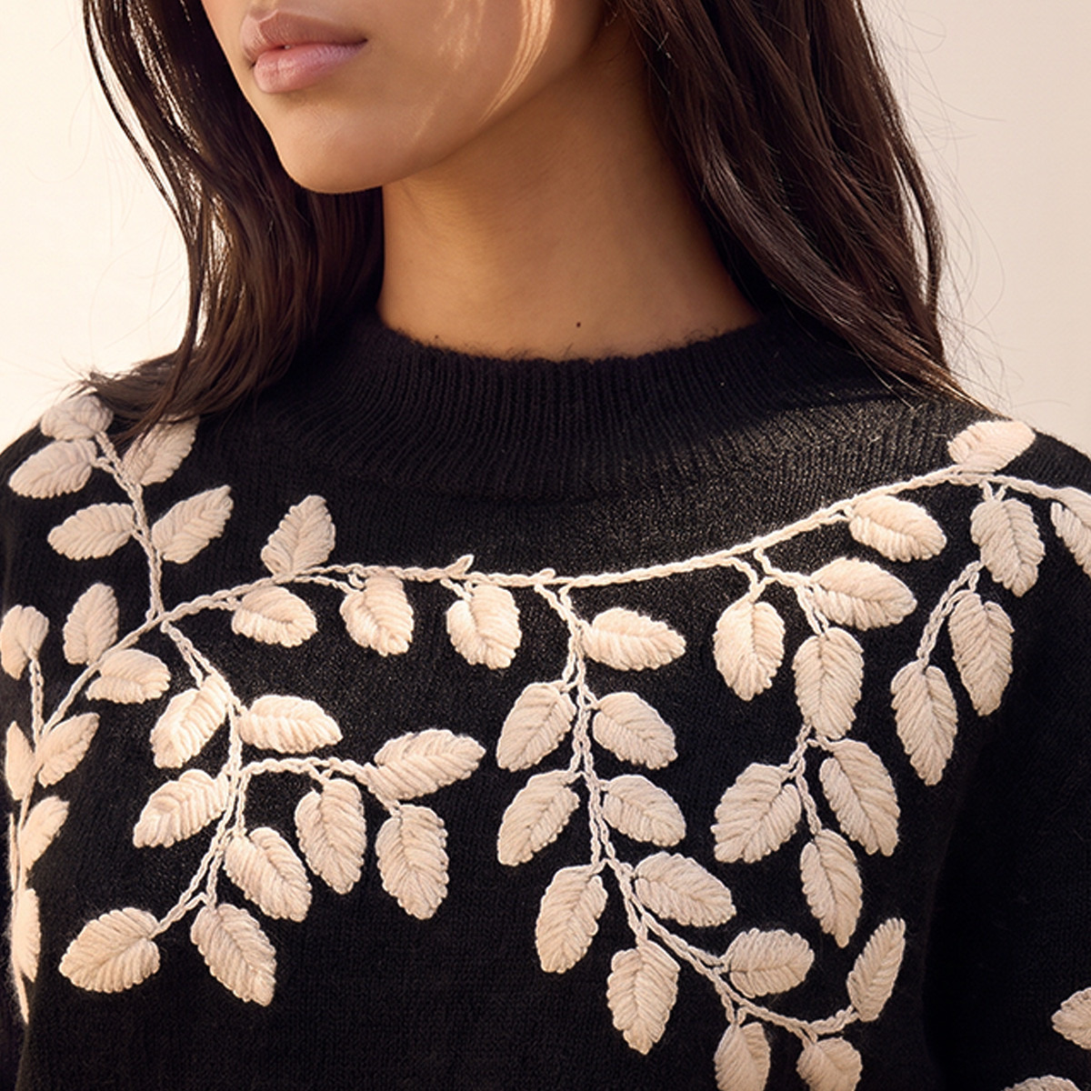 كنزة بتطريز من يوث من سبلاش-women-winterwear-cardigansandjumpers-jumpers-image-6