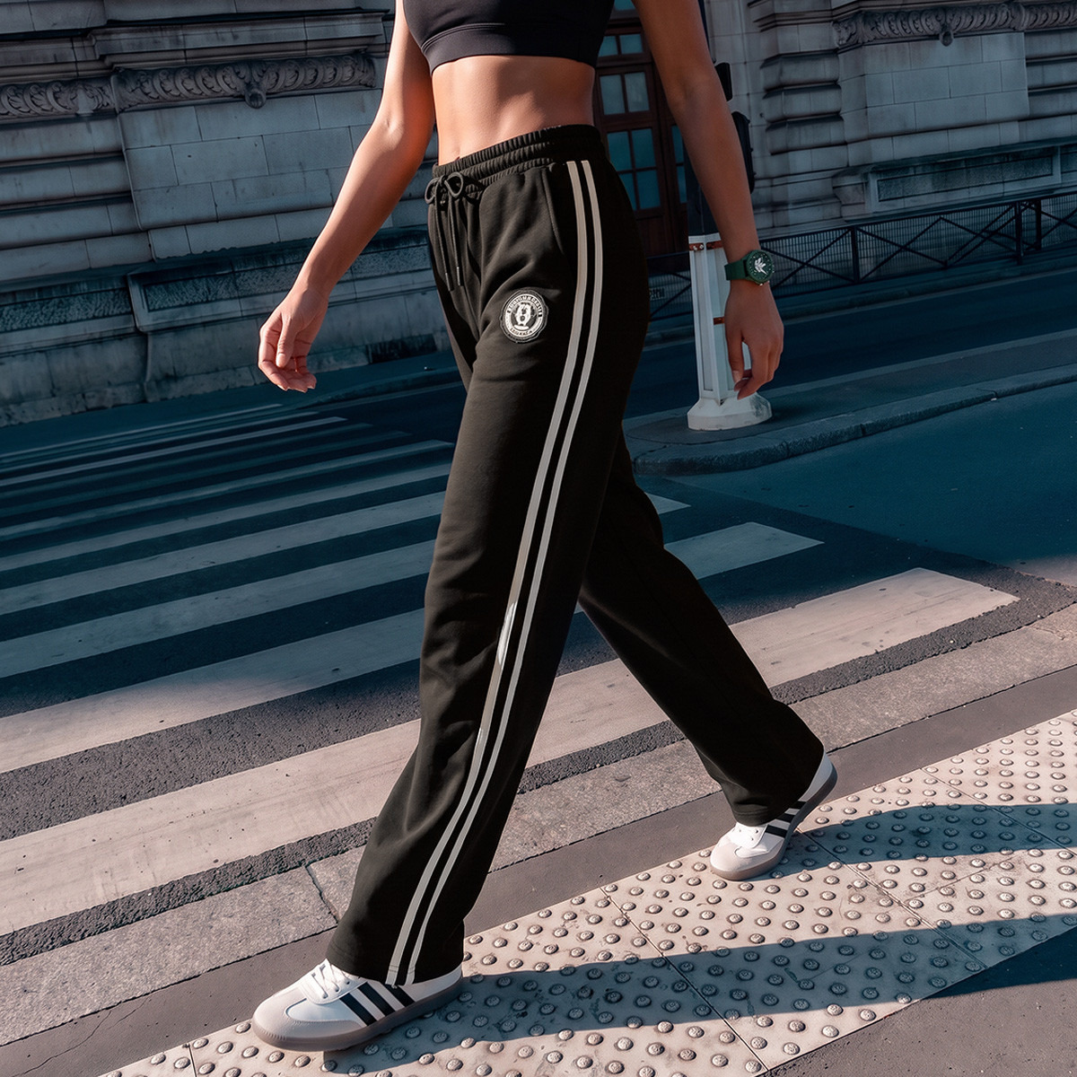 بنطلون رياضي بجيوب من يوث منسبلاش-women-clothing-bottoms-joggers-image-1