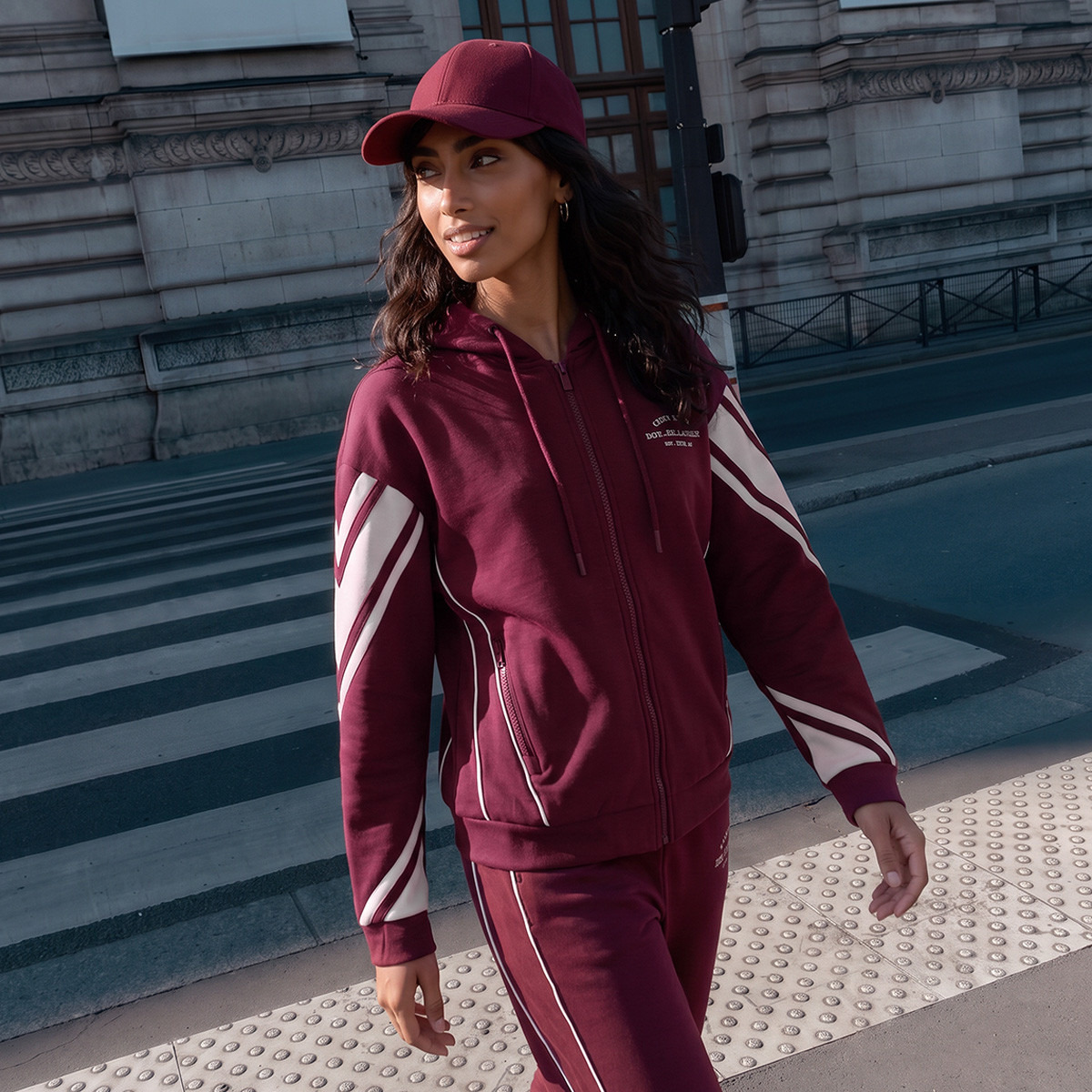 هودي بجيوب من يوث من سبلاش-women-clothing-hoodiesandsweatshirts-hoodies-image-1