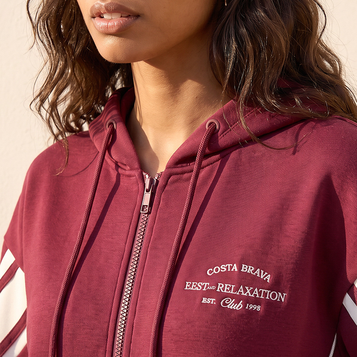 هودي بجيوب من يوث من سبلاش-women-clothing-hoodiesandsweatshirts-hoodies-image-6