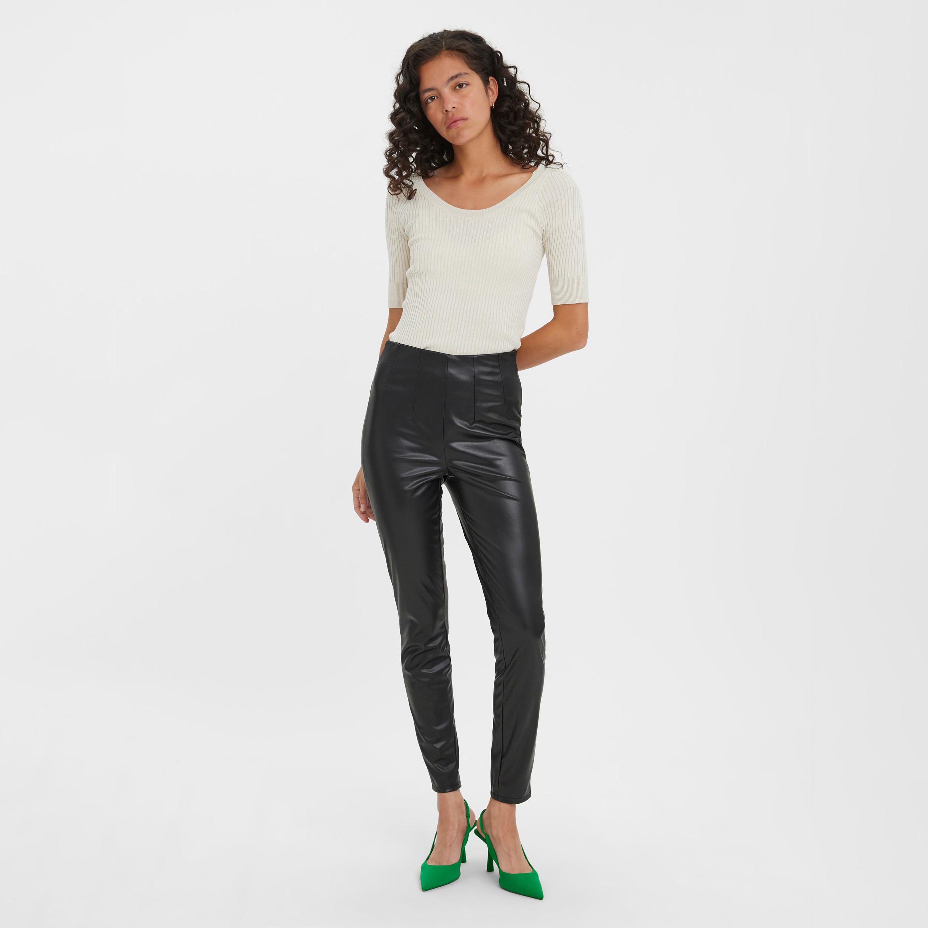 Vero Moda Plain High-Rise Trousers-cpwomen-clothing-bottoms-pantsandchinos-image-2