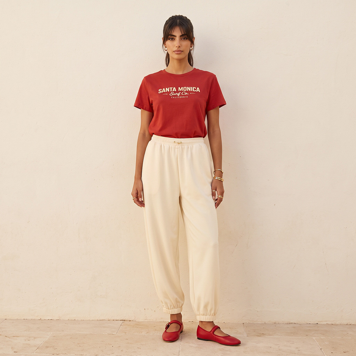 بنطلون ناعم الملمس بخصر مرن من يوث من سبلاش-women-clothing-bottoms-joggers-image-2