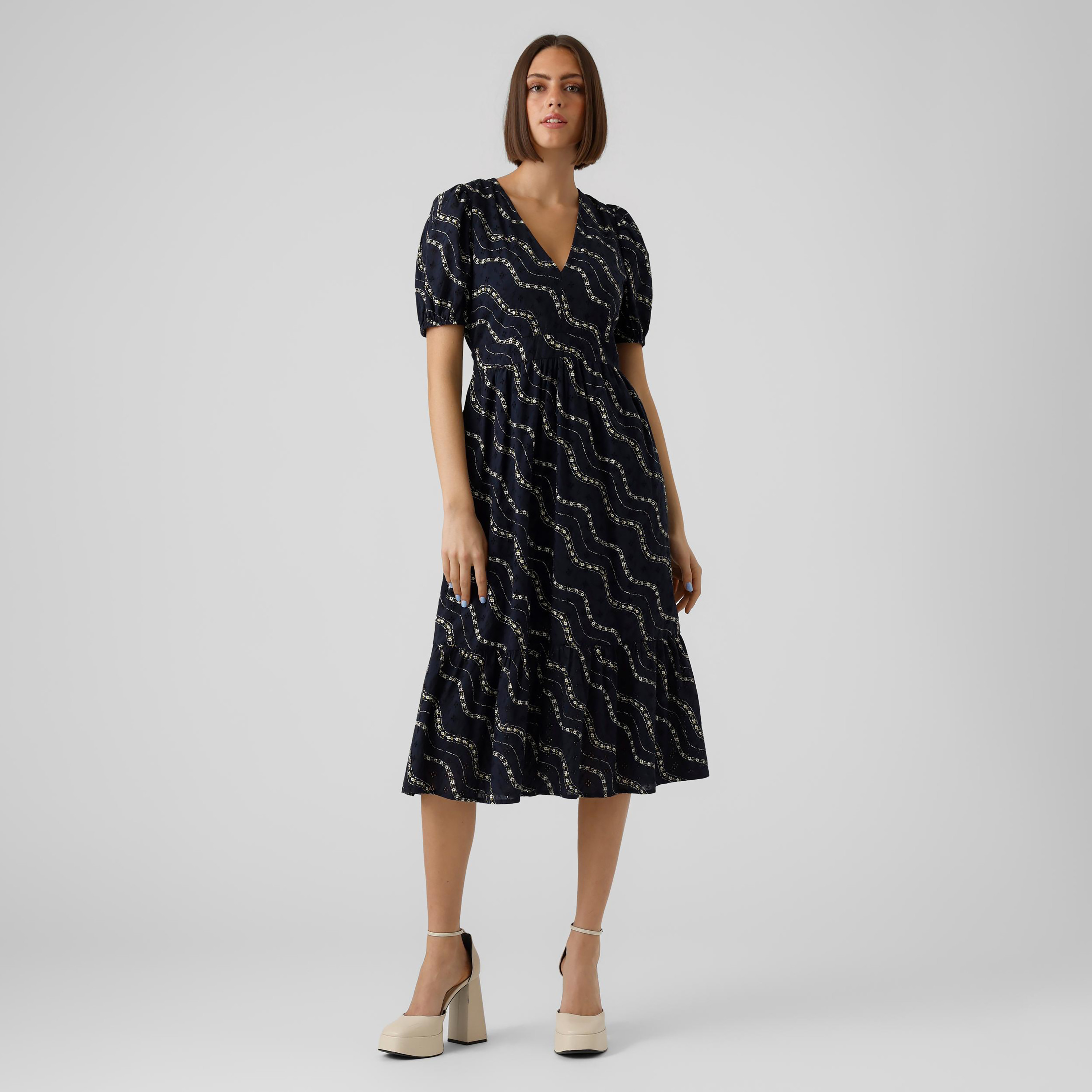 VERO MODA Dresses | Buy online | ABOUT YOU