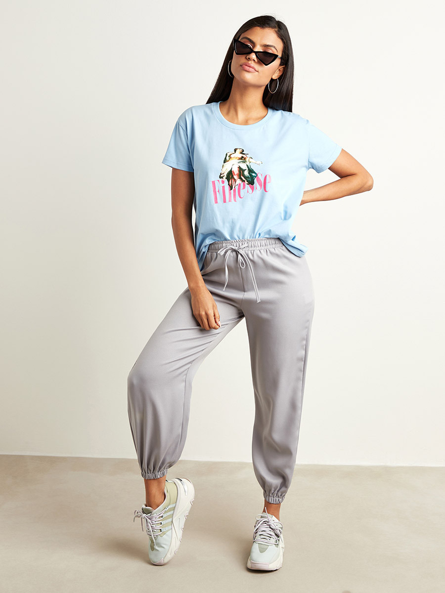 Styli Finesse Graphic Printed Boxy T-shirt with Short Sleeves-women-clothing-tshirts-image-3